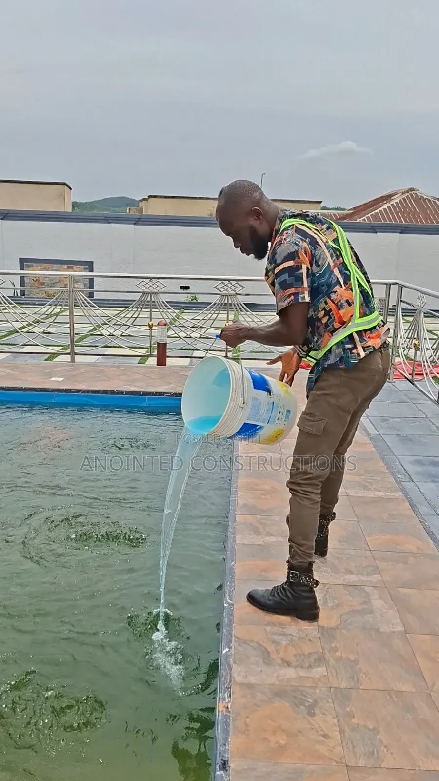 Swimming Pool Water Treatment Expert