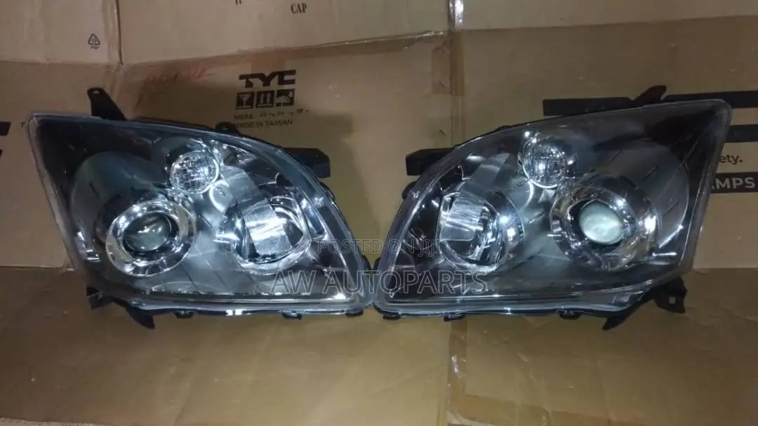 Toyota Avensis 2006 -2009 Headlights Pair Tyc