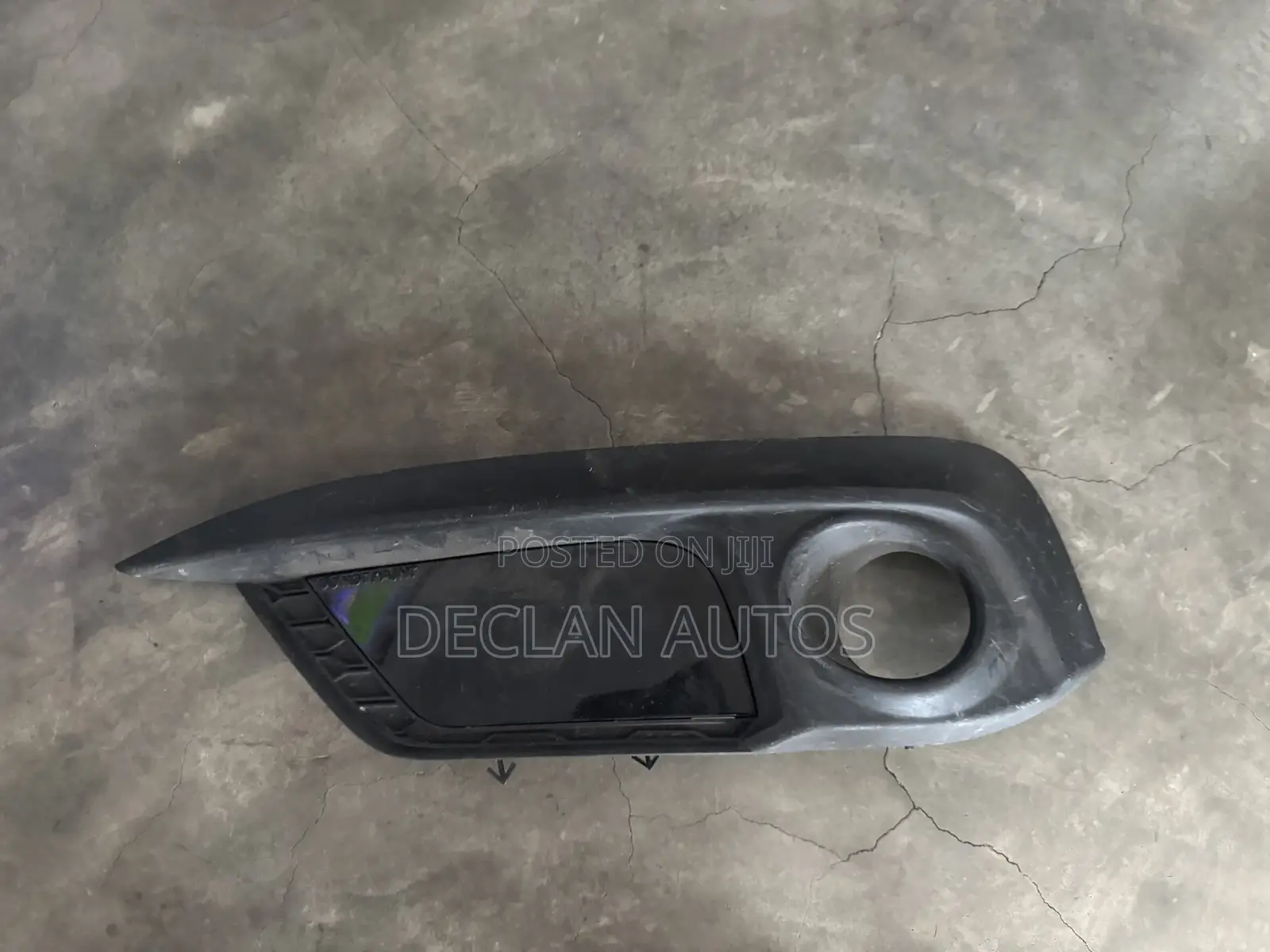 2016 2017 2018 Honda Civic Sedan Left Front Fog Light Garnish Oem
