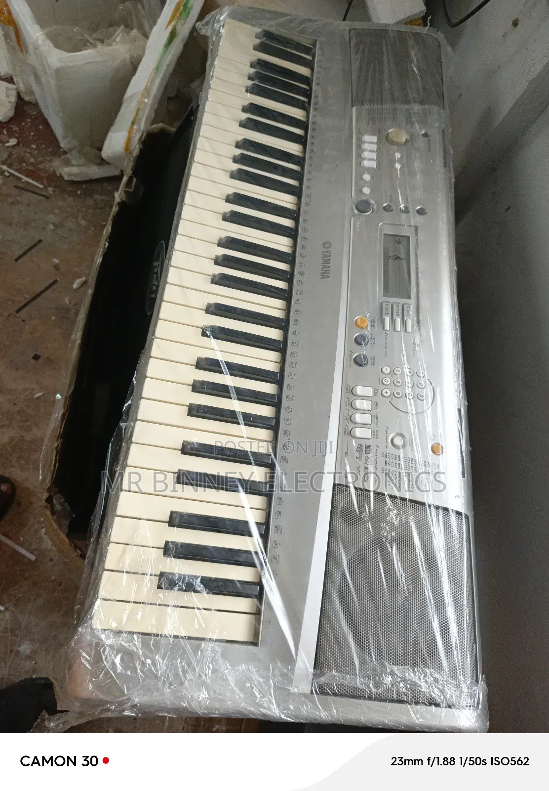 Yamaha PSR E313