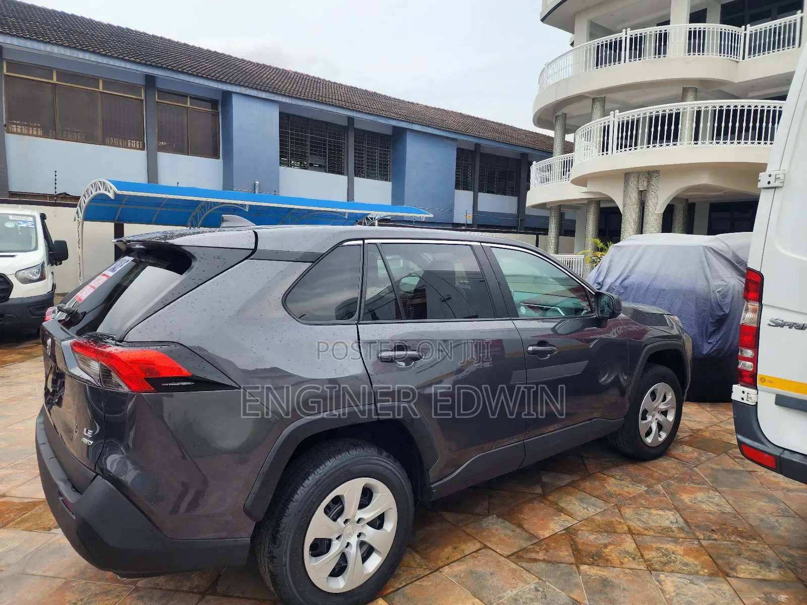Toyota RAV4 LE AWD 2024 Black