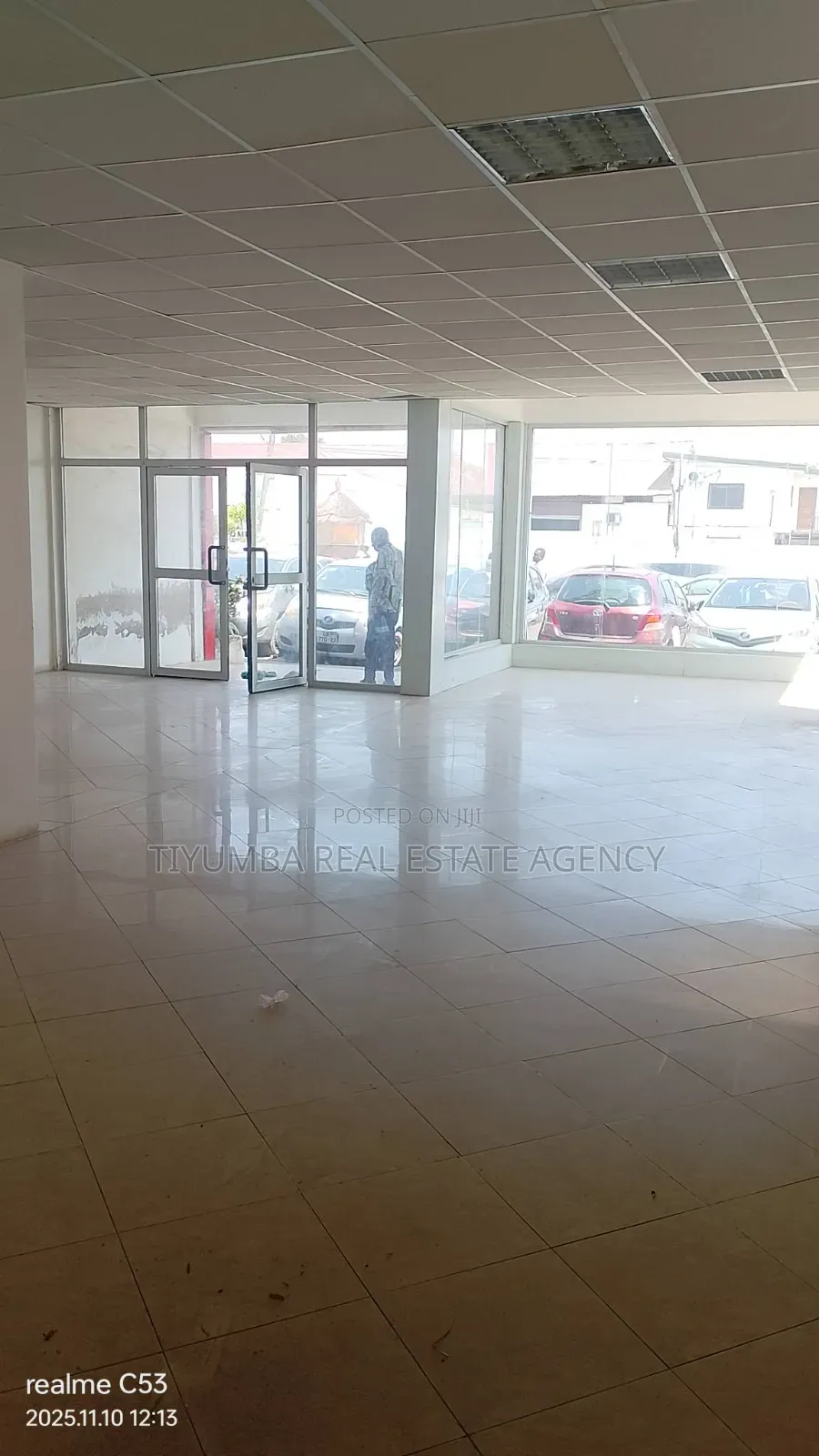 Double Shop for Rent in East Legon.