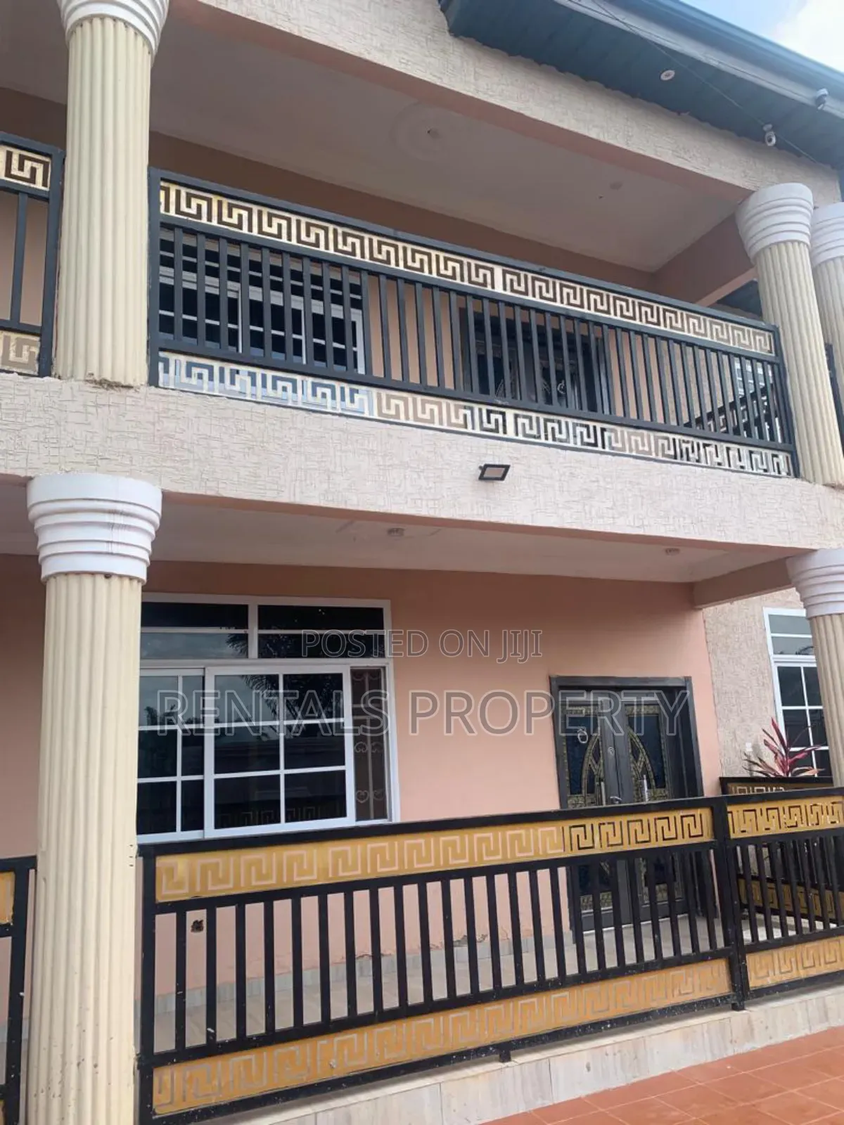 3bdrm Block of Flats in Adenta for rent