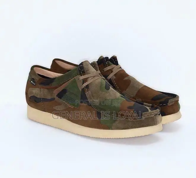 Supreme X Clarks Originals Wallabee Sneakers