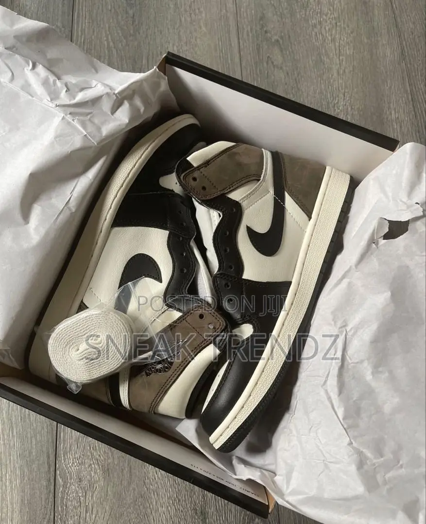 Air Jordan 1 High Mocha Whitebrown and Black