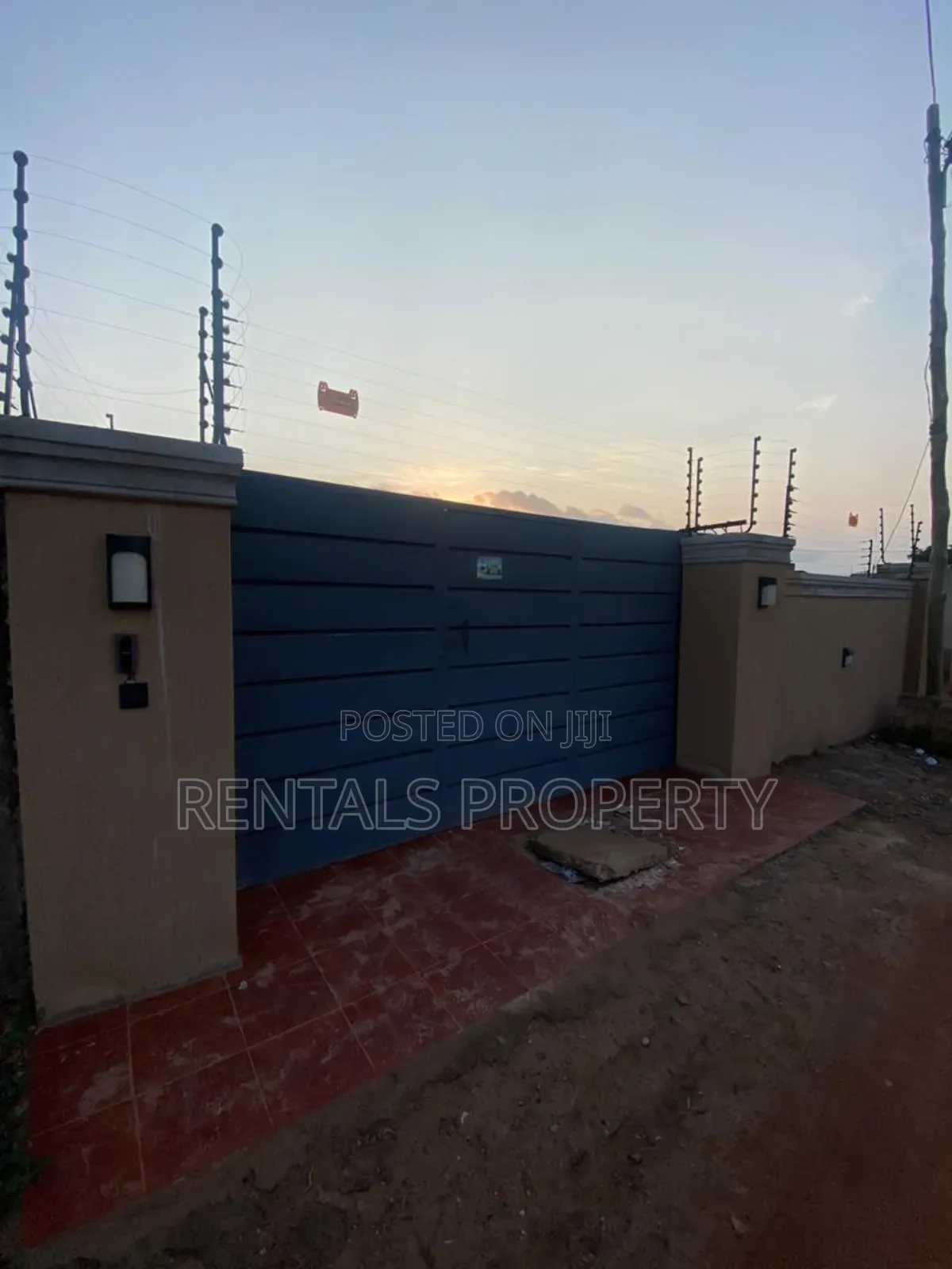 3bdrm House in Adenta for sale