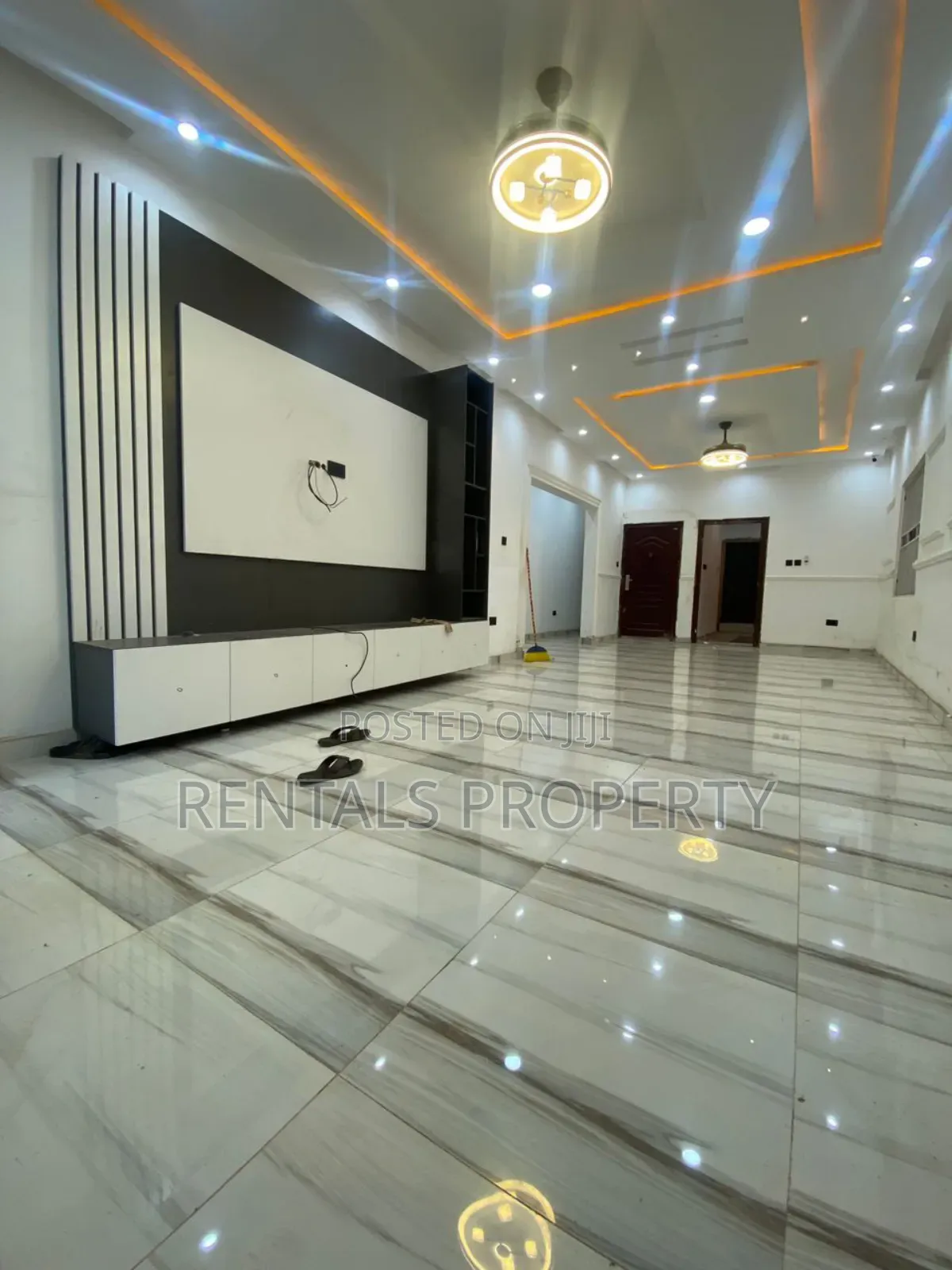 3bdrm House in Adenta for sale