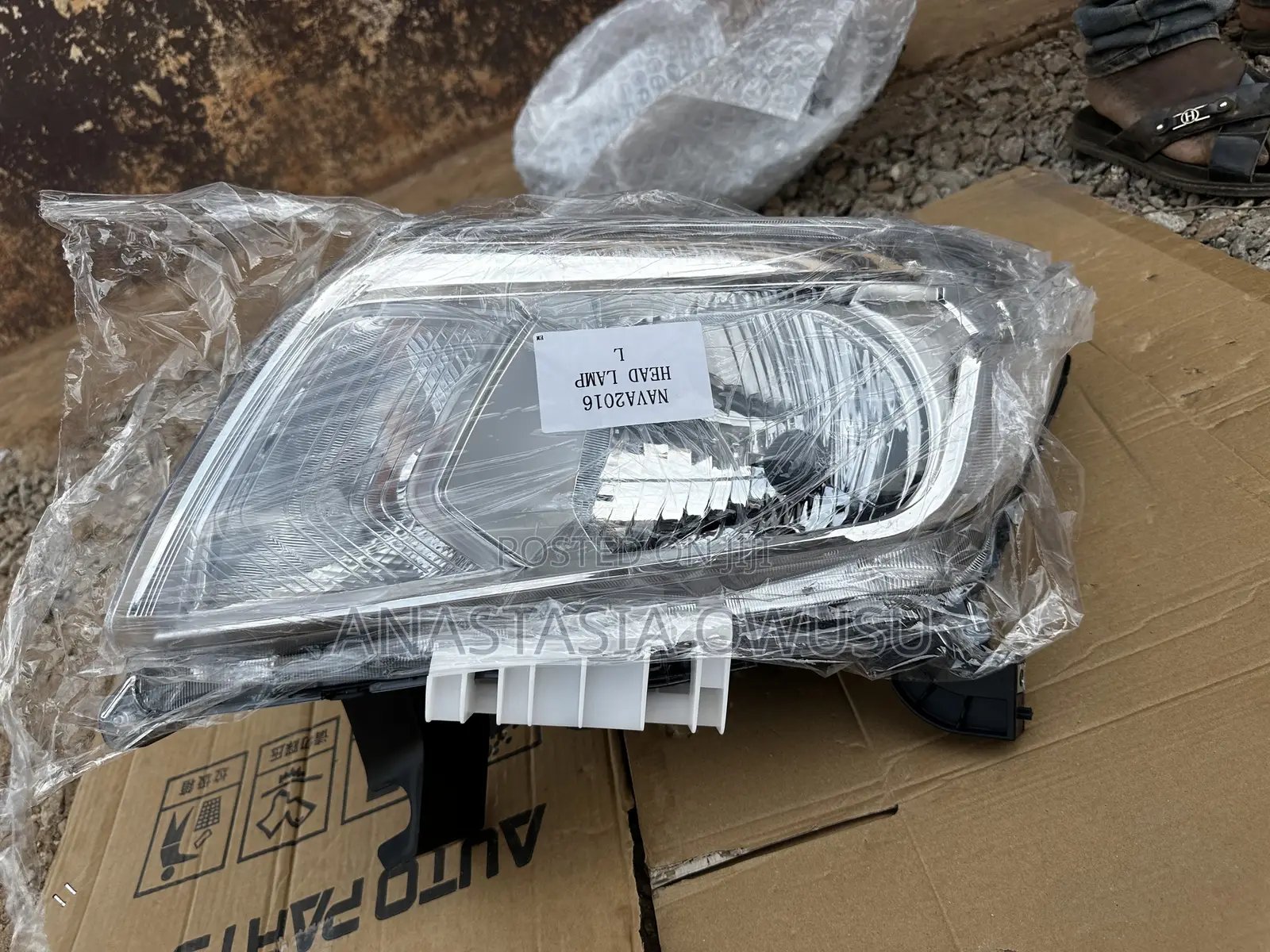 Navara 2015-2017 Headlight