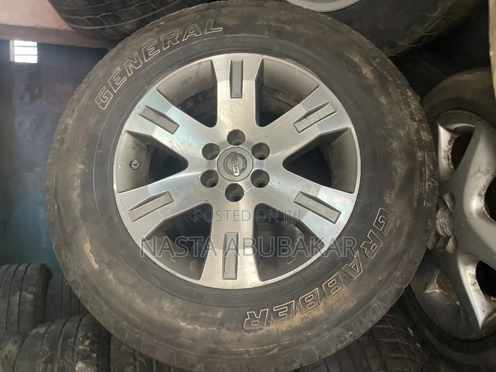 Rim 17 Navara