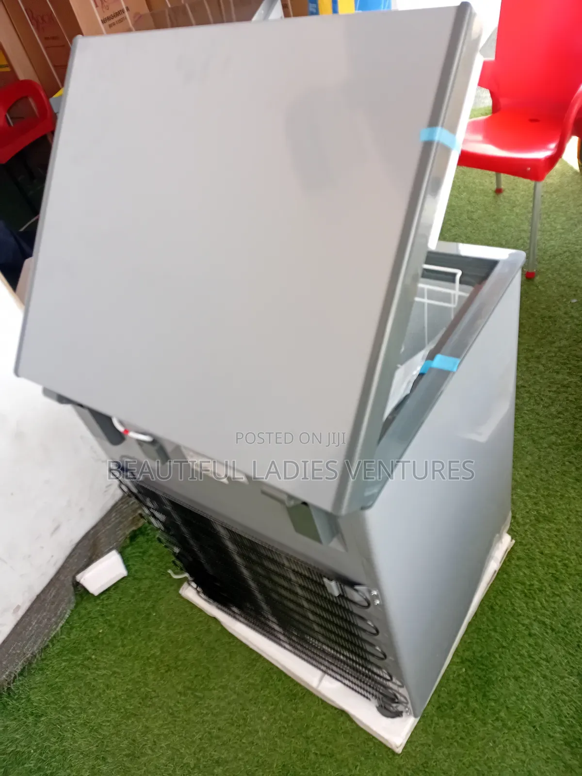 Enjoy Extra Smooth Deep Freeze Storage With Saf-150l Chest Freezer