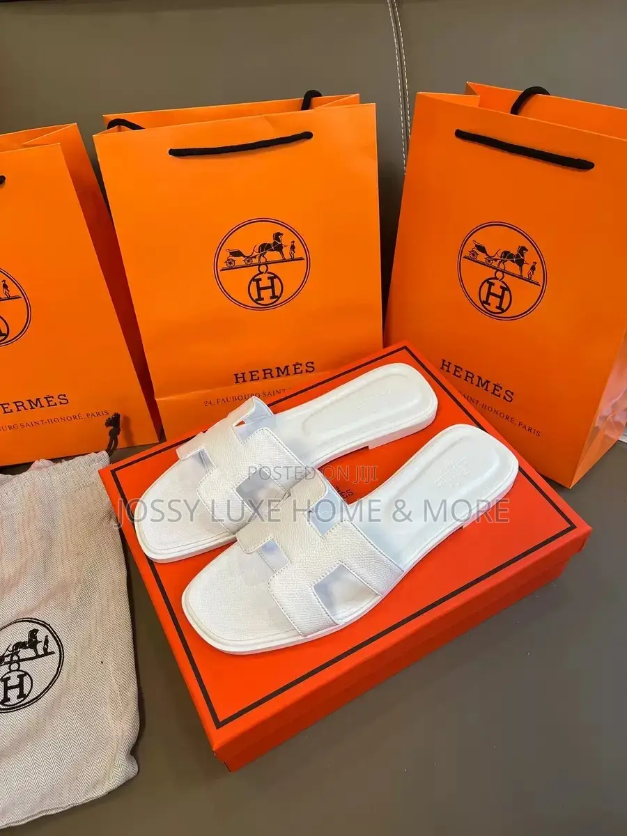 Quality Ladies Hermes Slippers Fresh in a Box