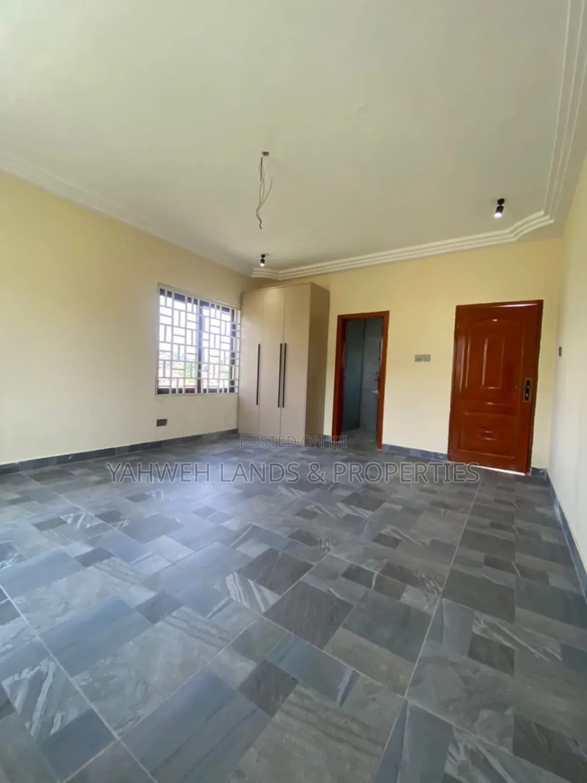 4bdrm House in Kasoa for sale