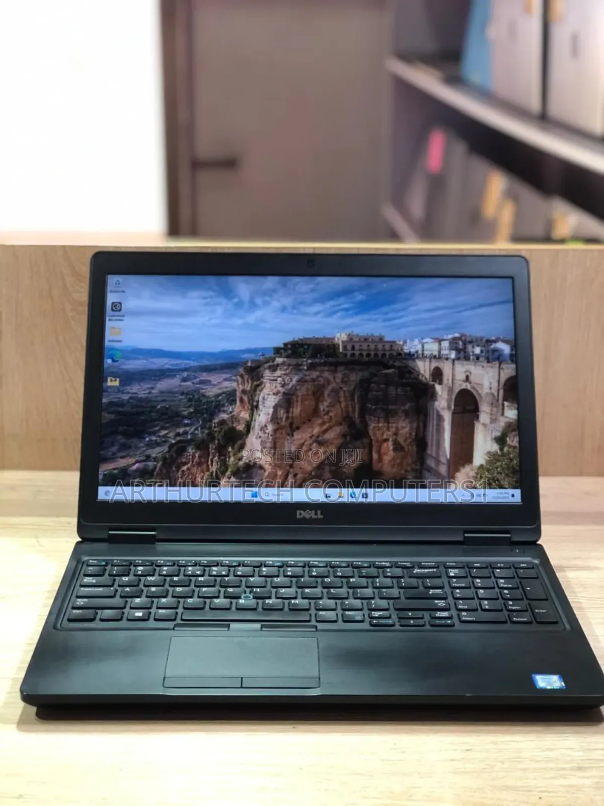 Laptop Dell Precision 3520 16GB Intel Core I7 SSD 256GB