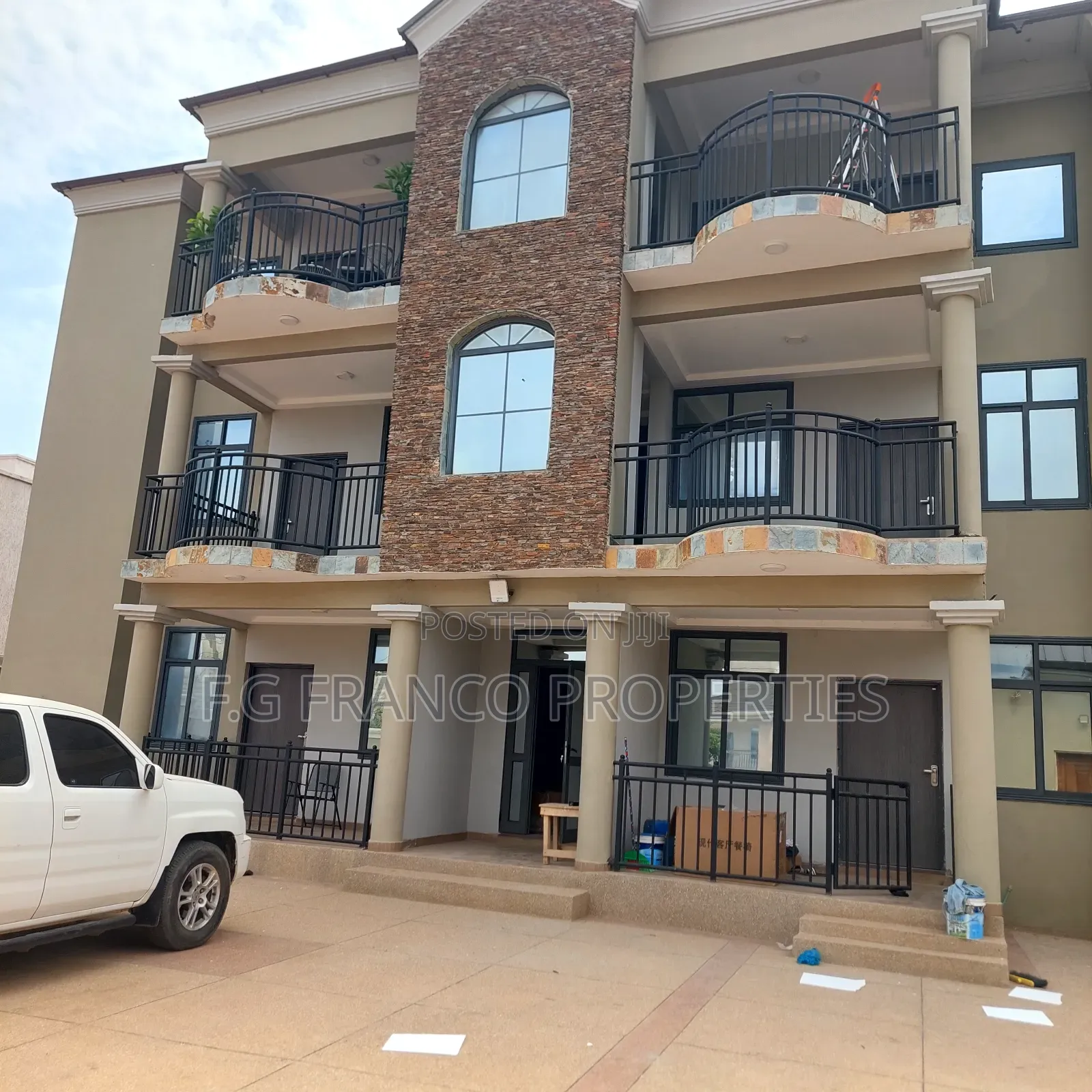 Furnished 2bdrm Apartment in Kg.Franco Properties, Sakumono for rent