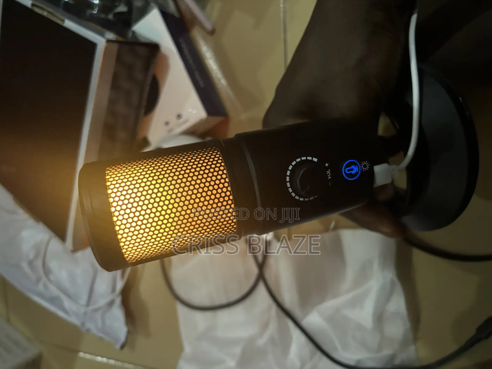 RGB Usb Microphone for Studio and Podcast