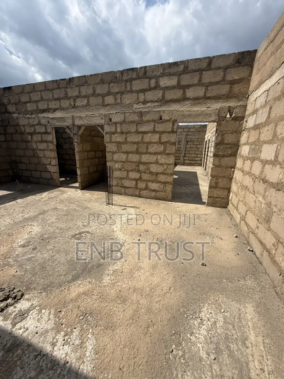 14bdrm Mansion in Juaben Effiduase for sale