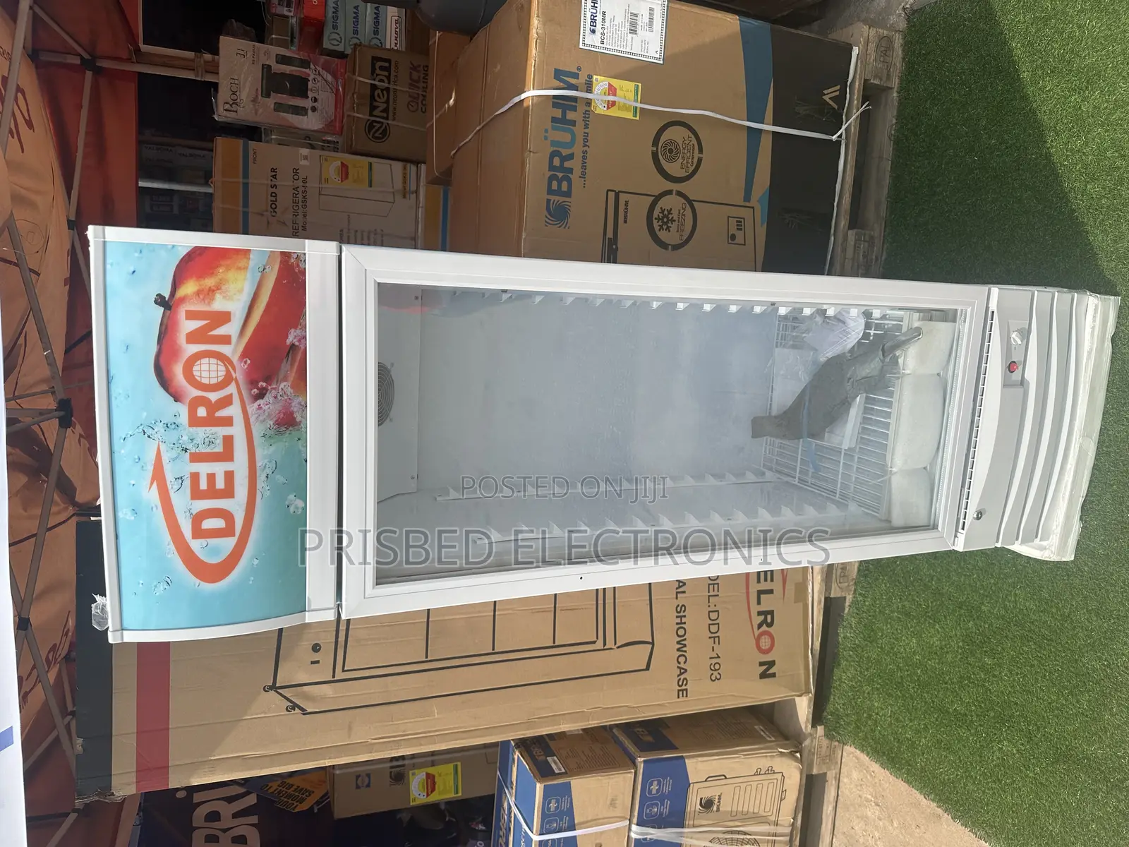 **Delron Durable Display Fridge 193 Litres