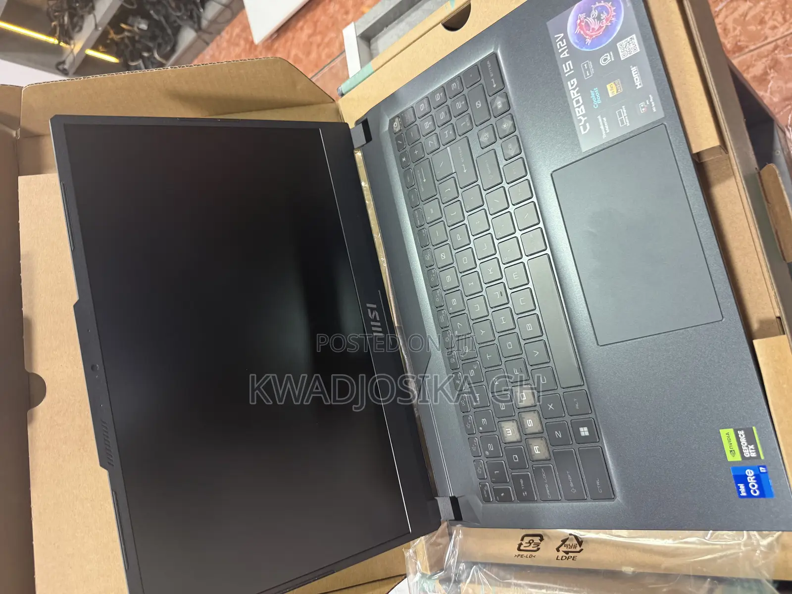 Laptop MSI Cyborg 15 8GB Intel Core i7 SSD 512GB