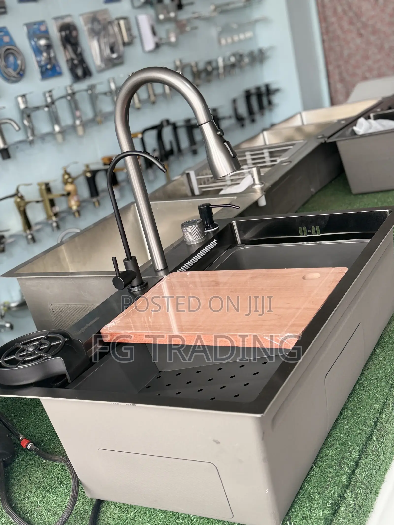 Kitchen Sink _ Waterfall Sink