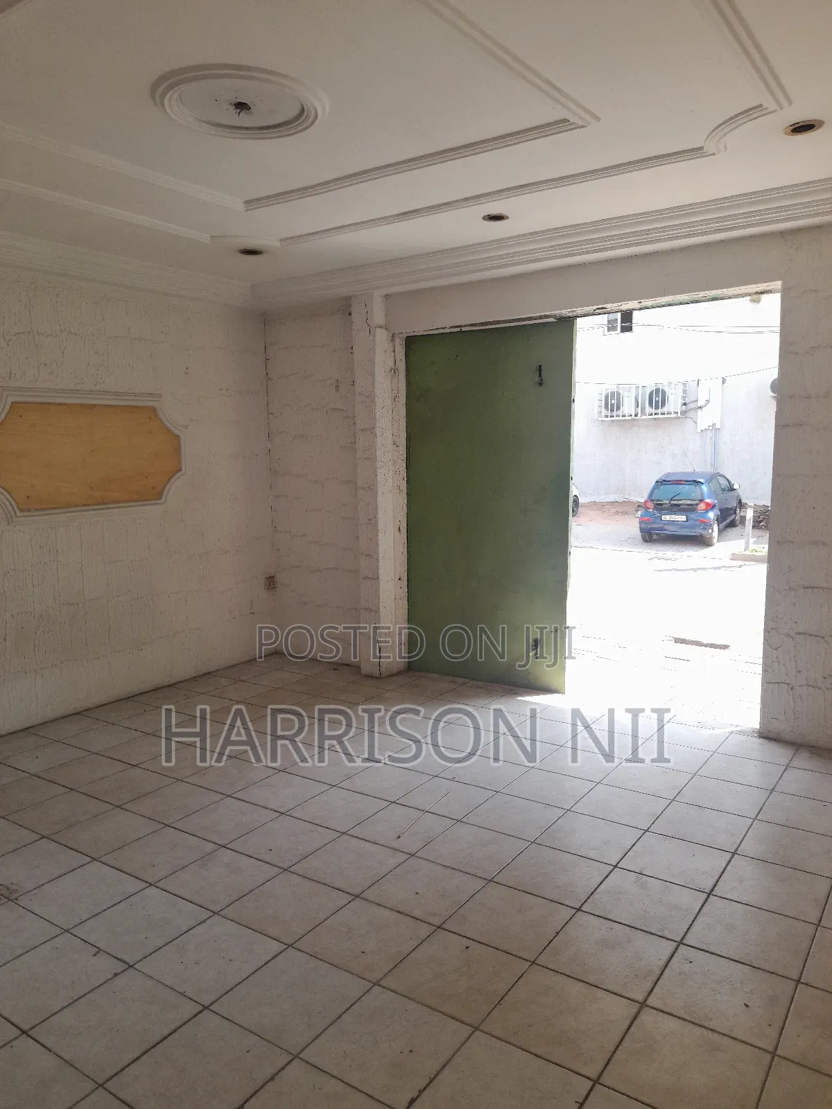 A Big Shop for Rent at Adabraka