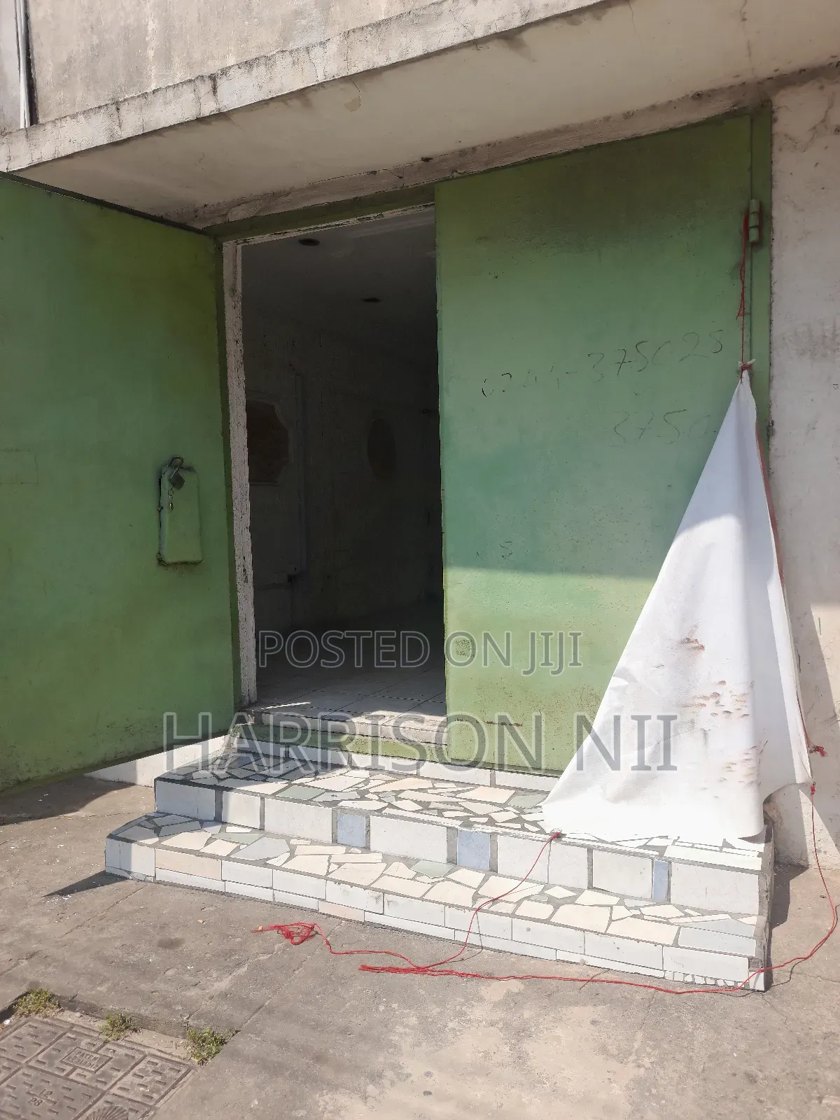 A Big Shop for Rent at Adabraka