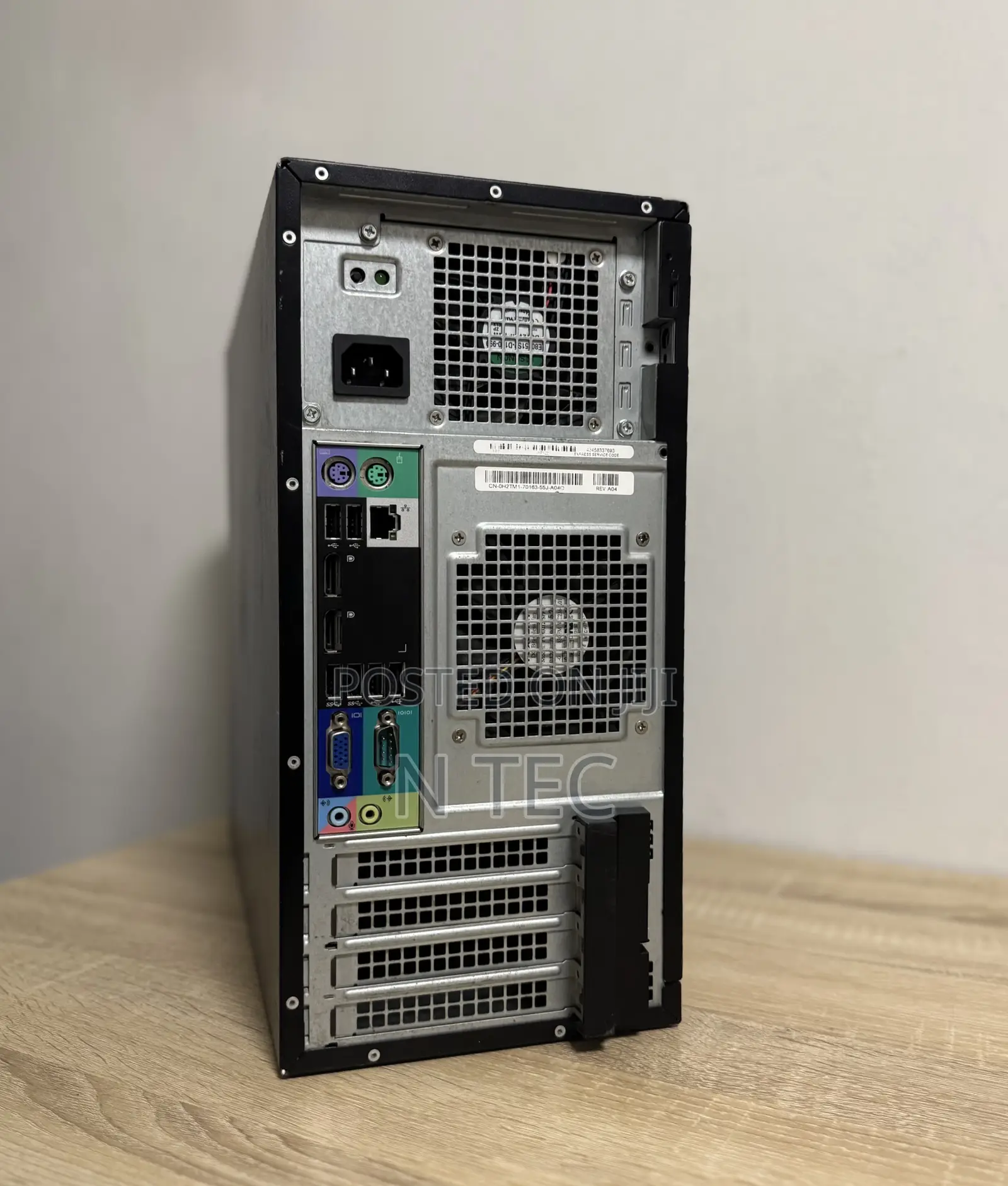 Server Dell PowerEdge T30 16GB Intel Core I7 HDD+SSD 500GB
