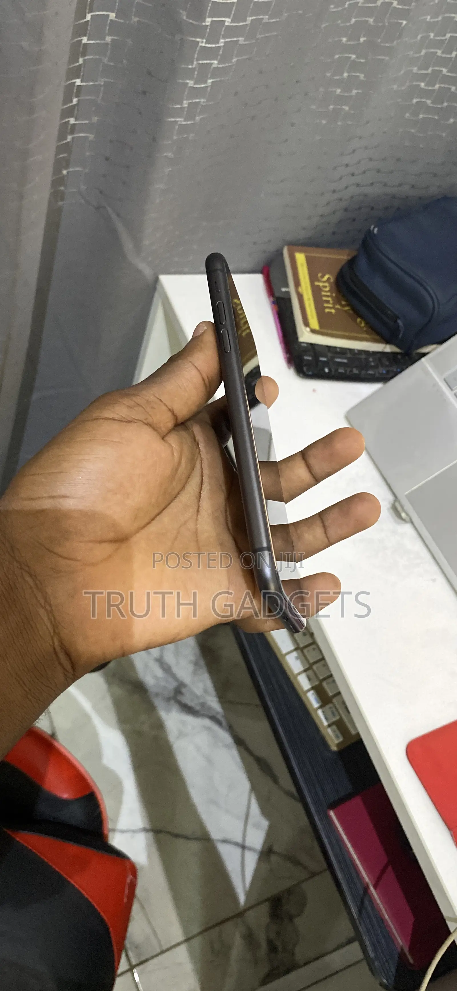 Apple iPhone 11 64 GB Black