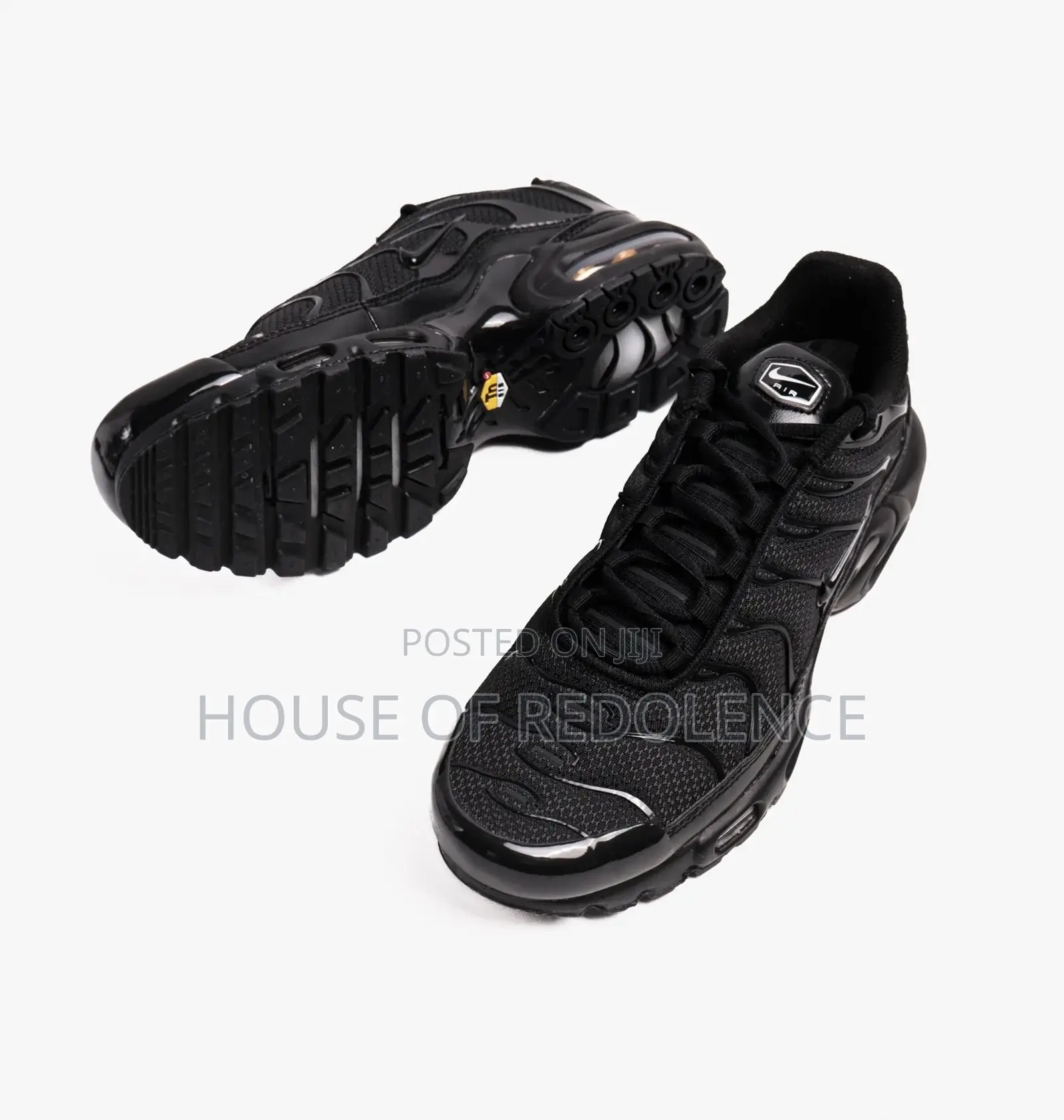 Nike Air Max Plus Triple Black