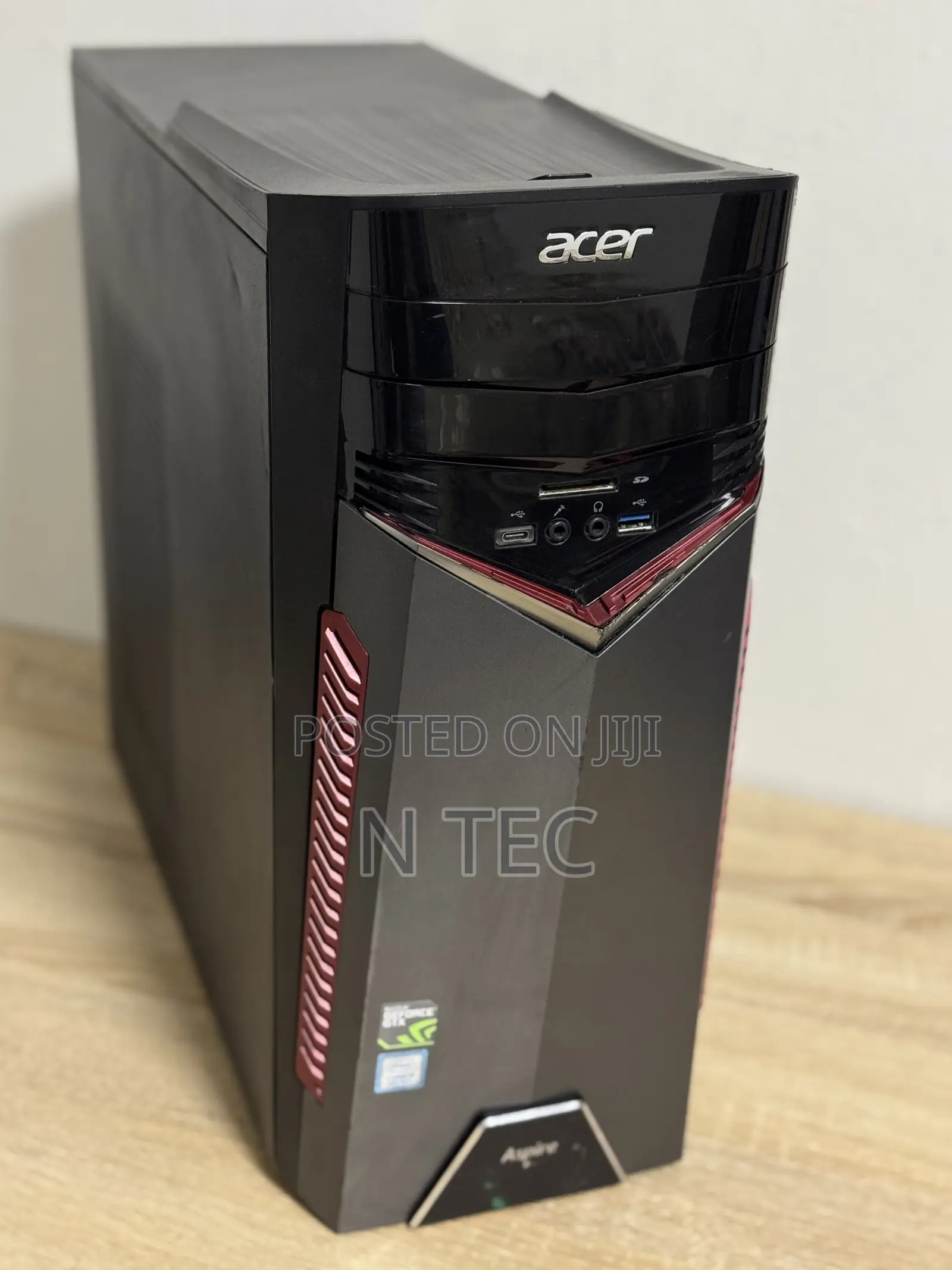 Desktop Computer Acer 16GB Intel Core I5 HDD+SSD 256GB