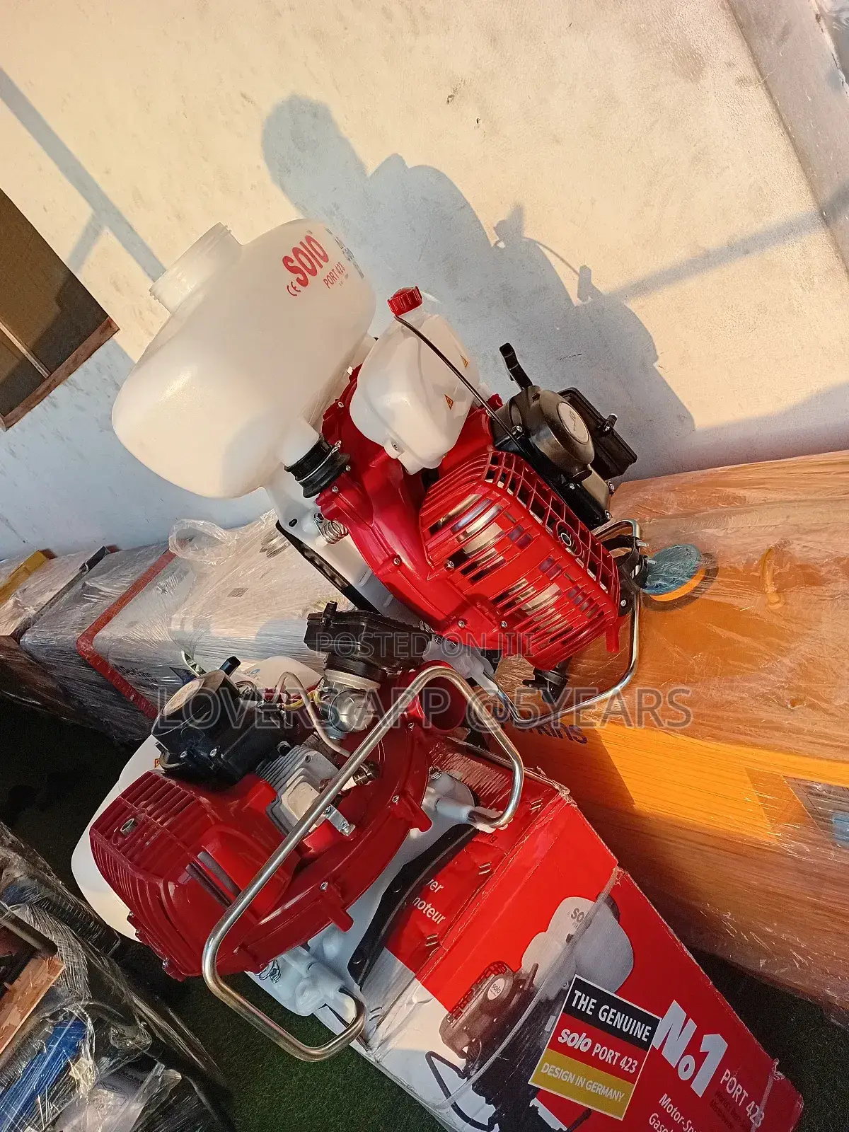 Strong Spray Pattern
Solo Spraying Machine