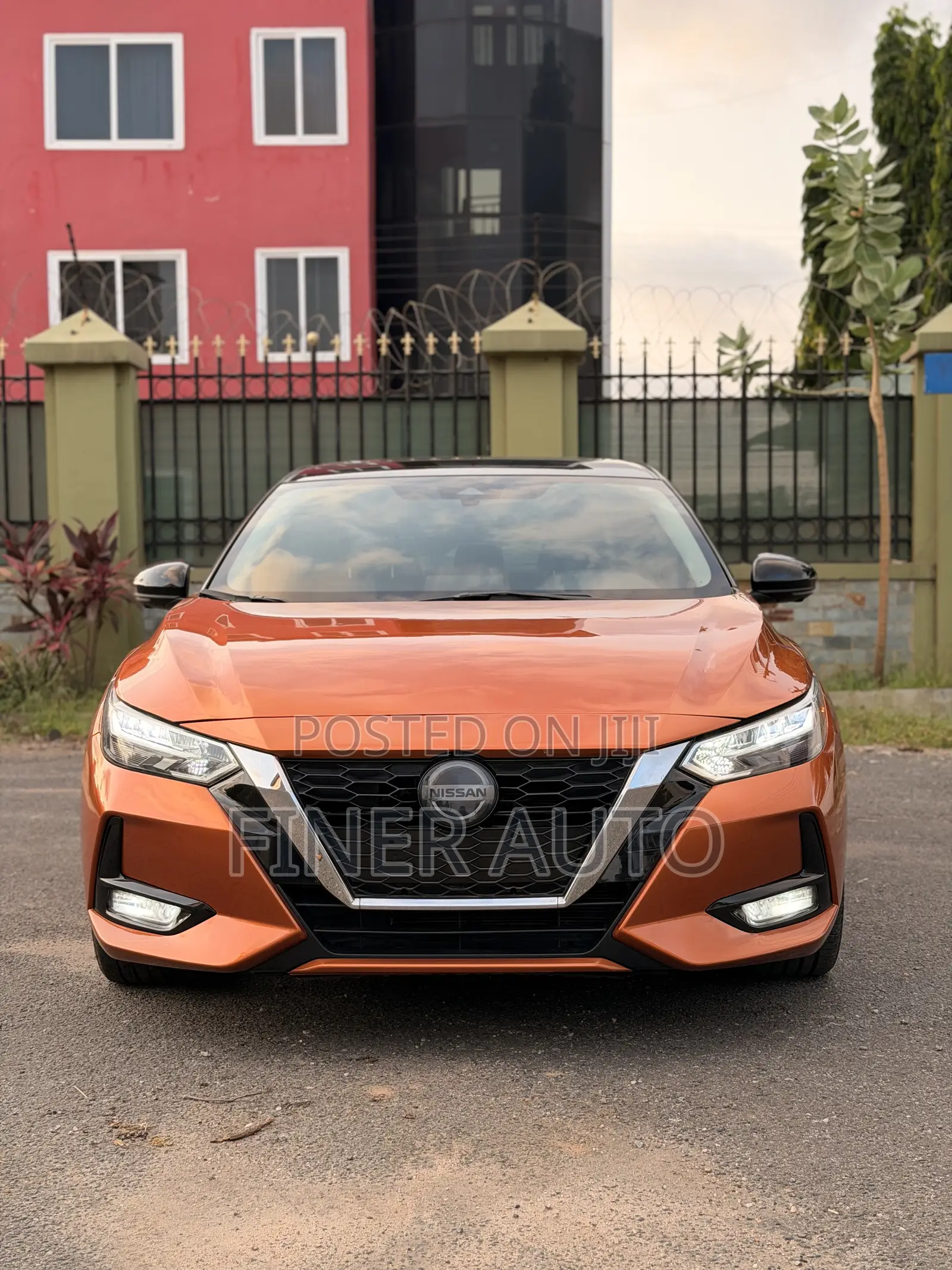 Nissan Sentra SR 2023 Orange