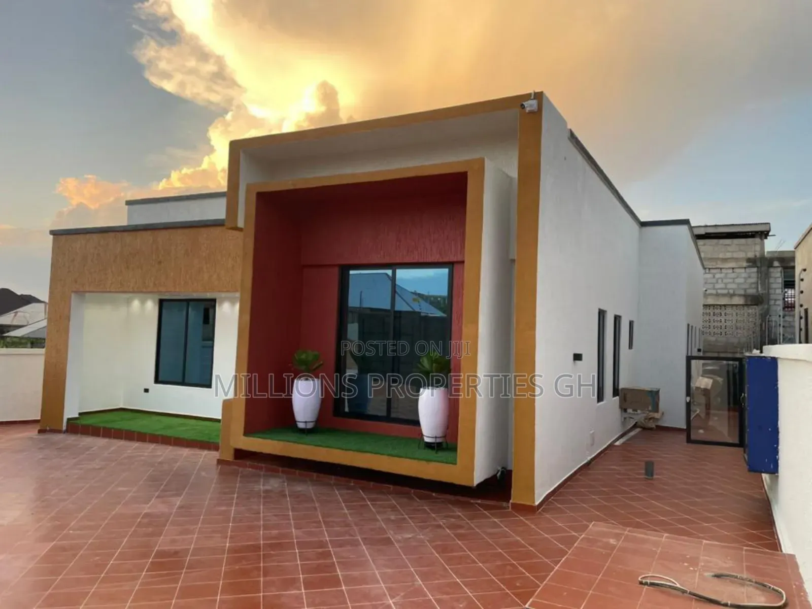 4bdrm House in Millions Properties, Kumasi Metropolitan for sale