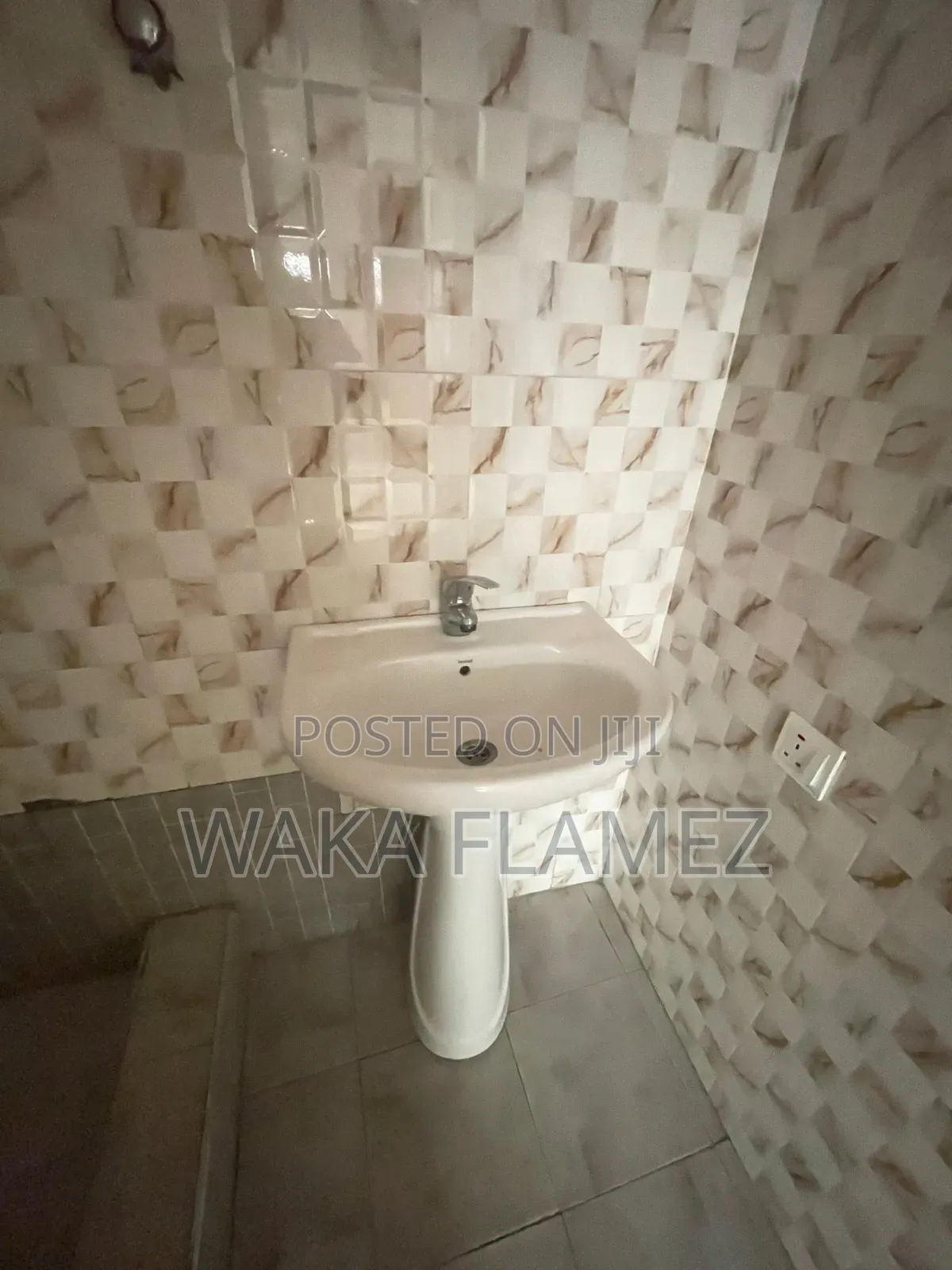 2bdrm House in Kutunse Satellite, Amasaman for rent