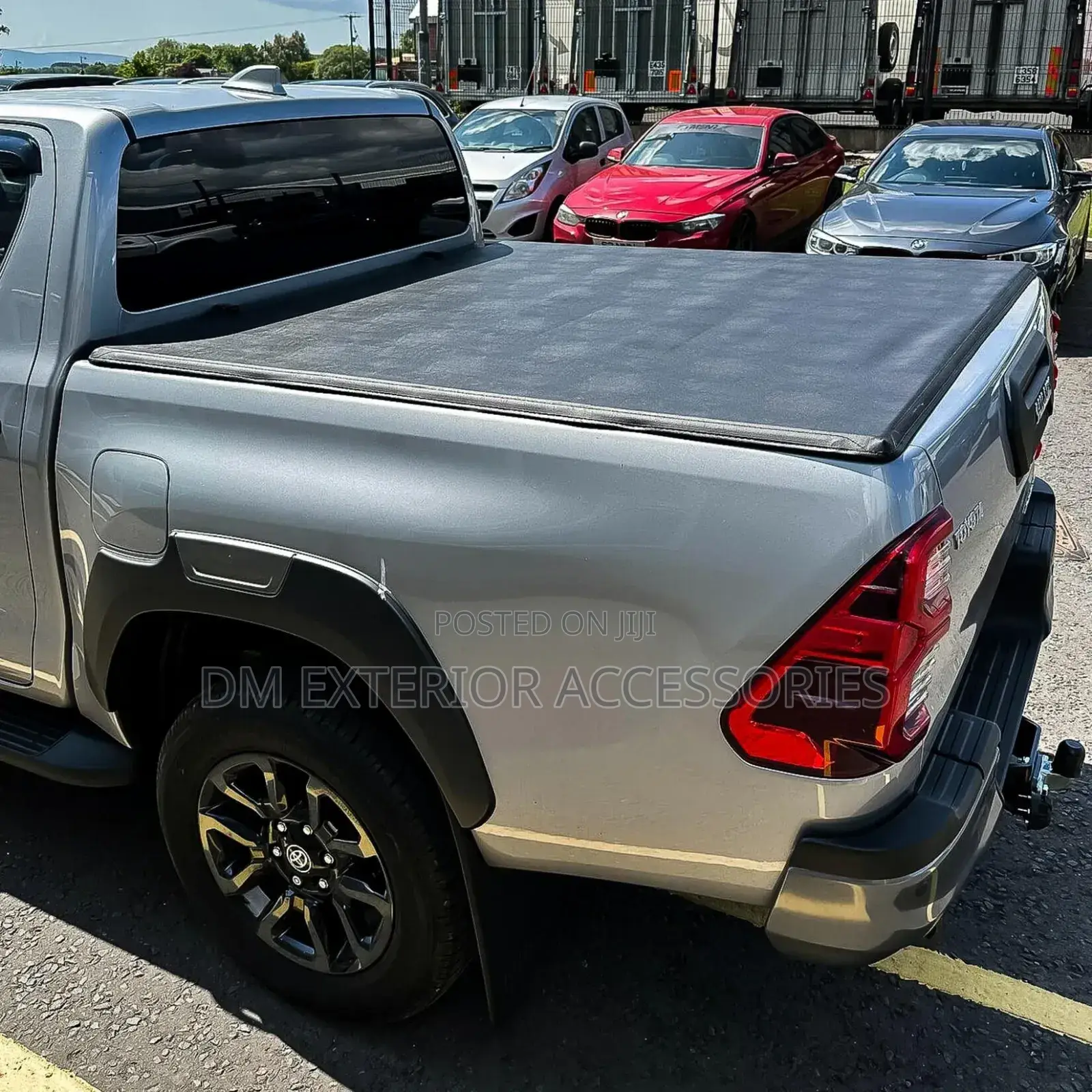 Hilux Bed/Bucket Cover Tri Fold Soft for Pick-Up