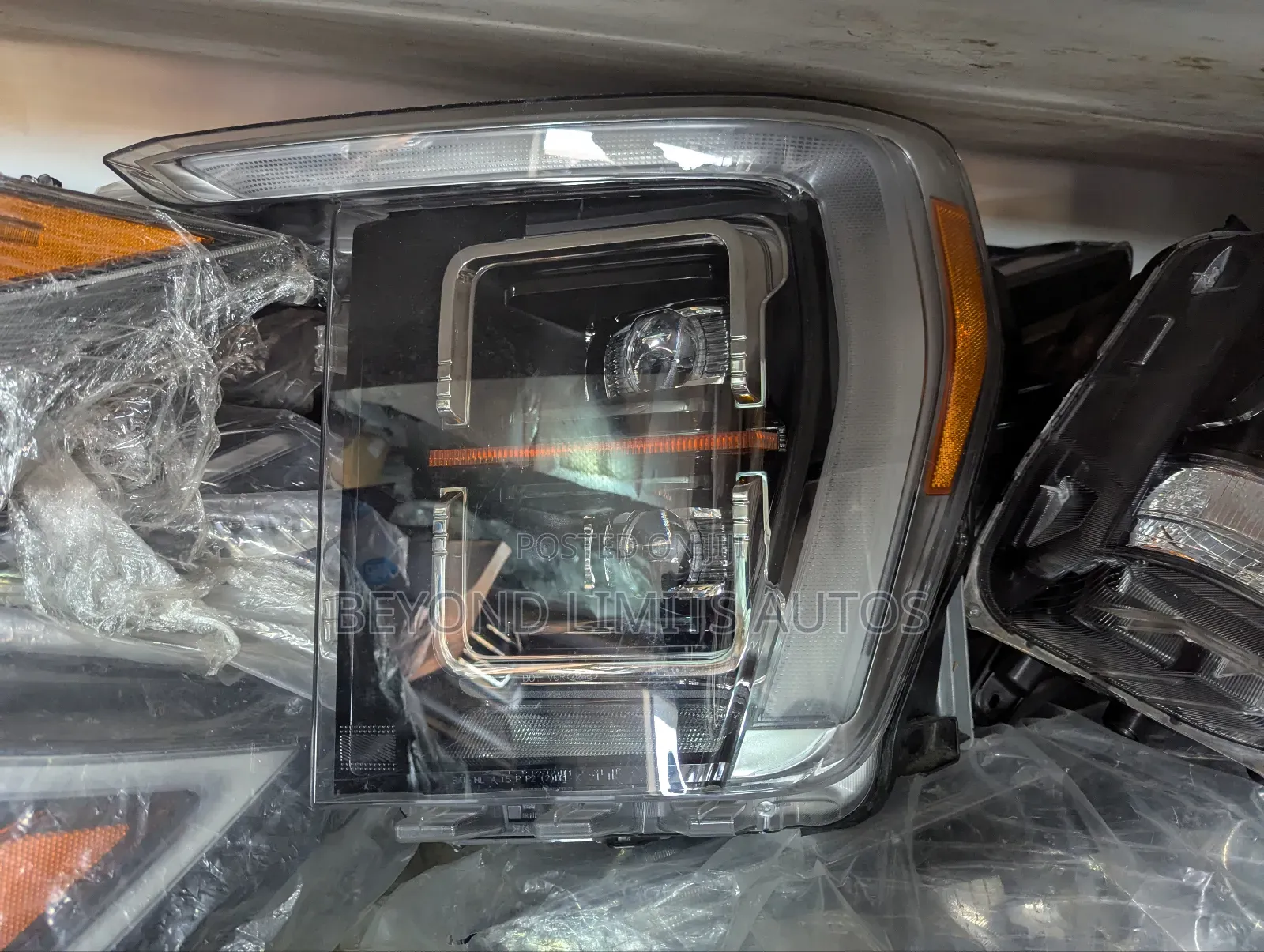 Ford F-150/ F150 2020,2021,2022,2020 Headlight / Headlamp