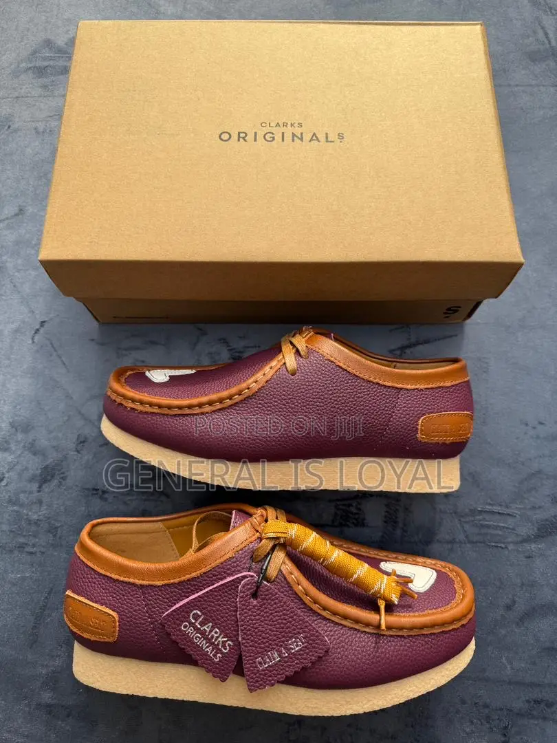 Clarks Originals Wallabee In A Purple Pebble Leather