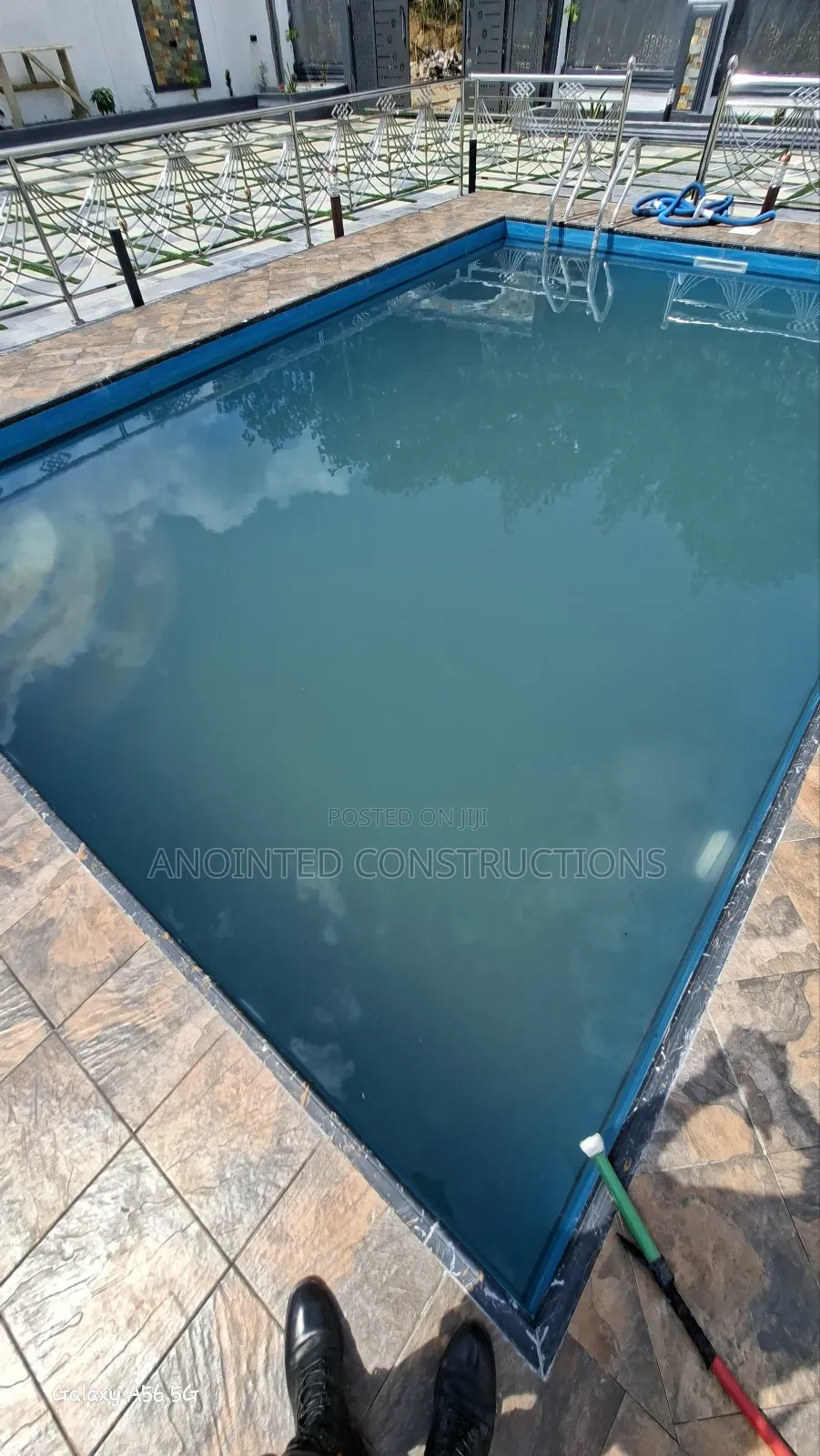 Pool Chemicals Expert, Cleaning/Vacuuming