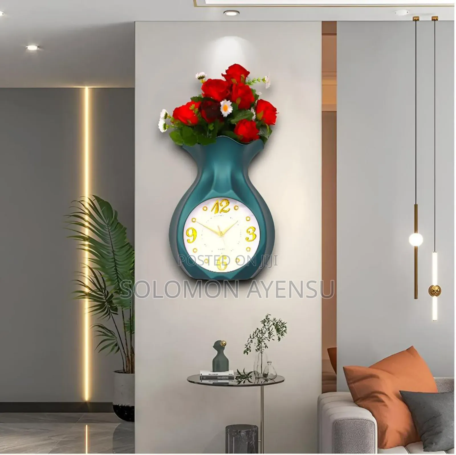 Quality Gold-Toned Plastic Tied Ribbons Wall Mirror With Clock Set.