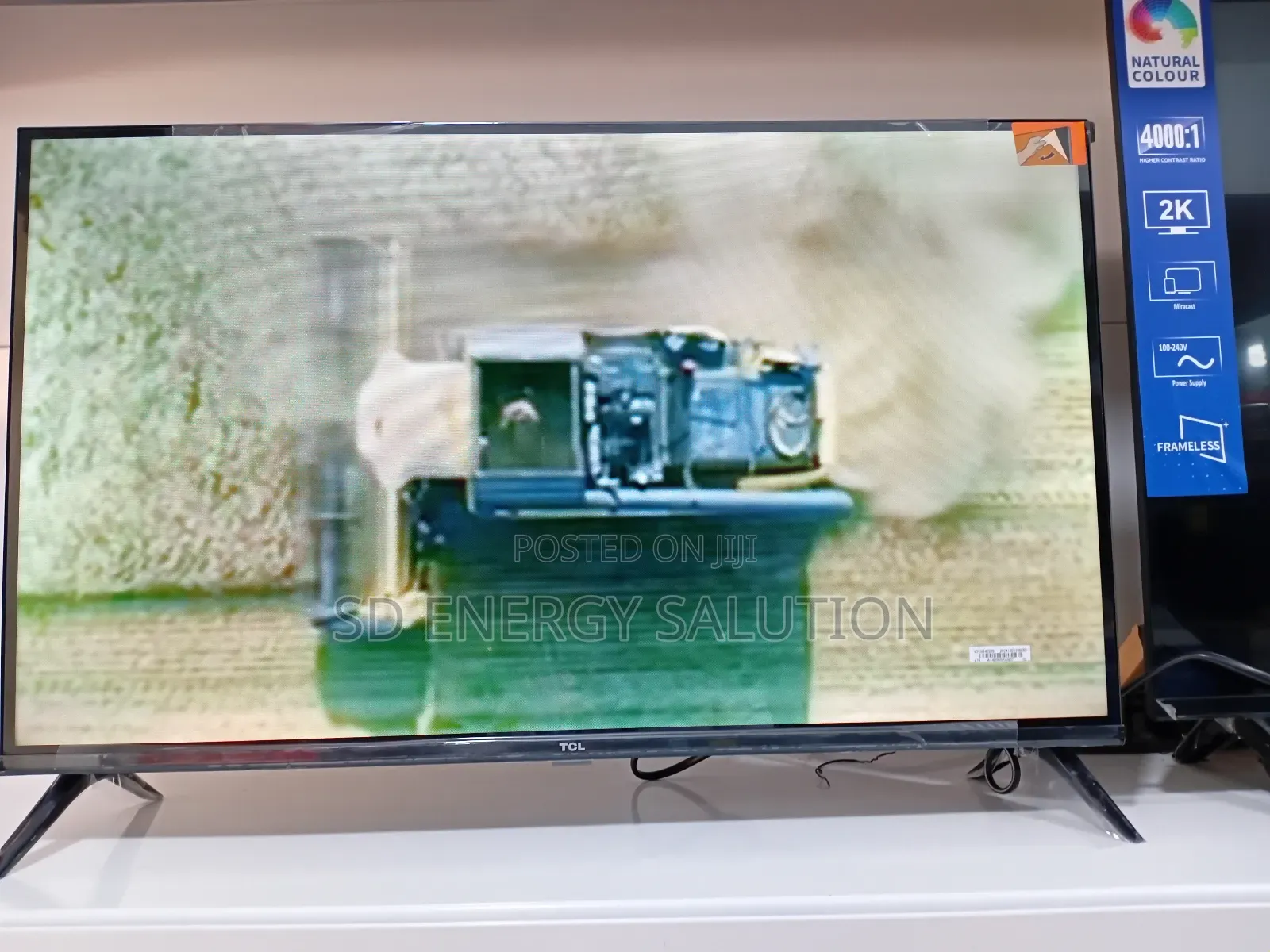 Ultra-Slim 32" Android Smart Tv