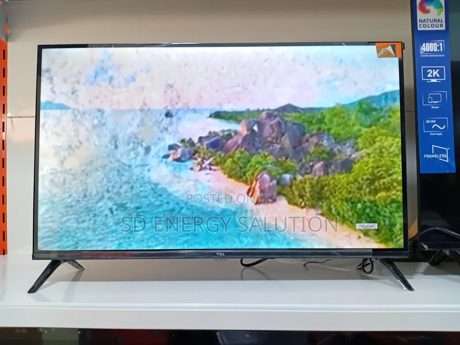 Modern Design 32" Android Smart Tv