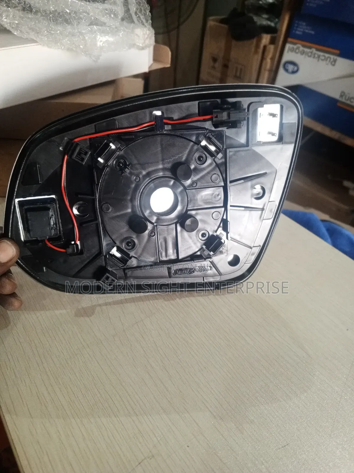 Toyota Rav4 Glass