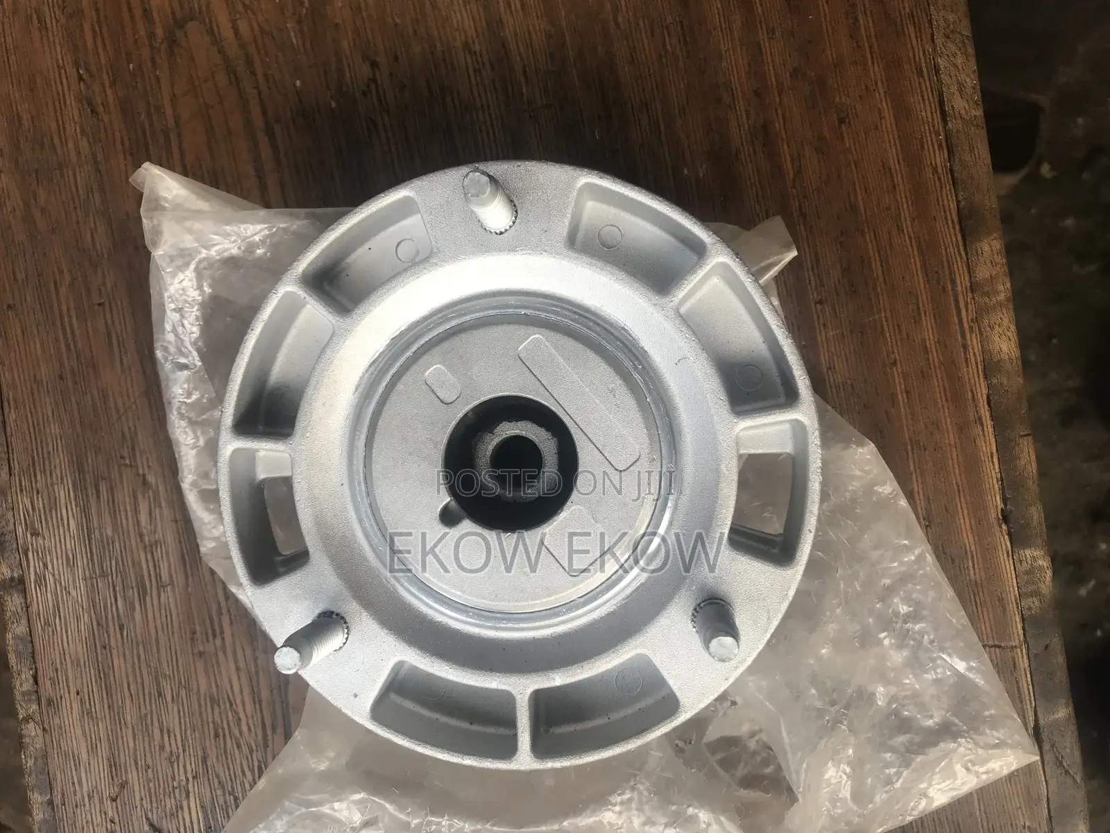Jaguar F-Pace / Range Rover Velar Top Mount