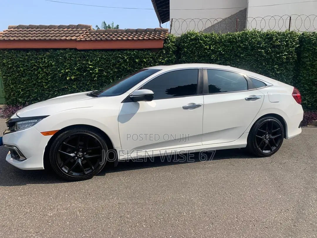Honda Civic Touring Sedan 2019 White