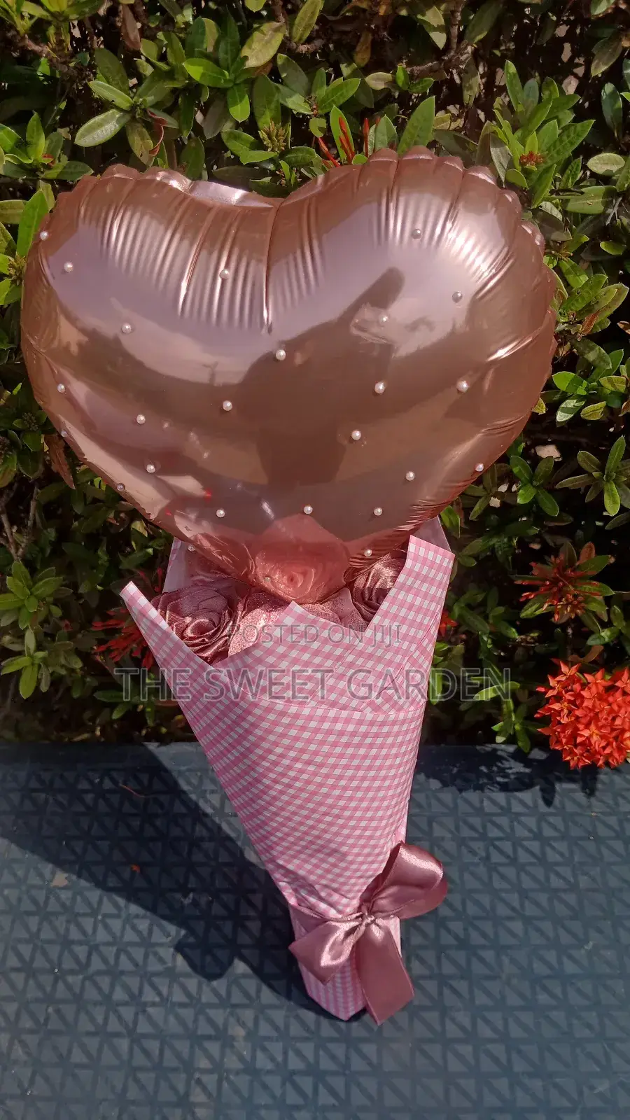Pink Balloon Gift Bouquet