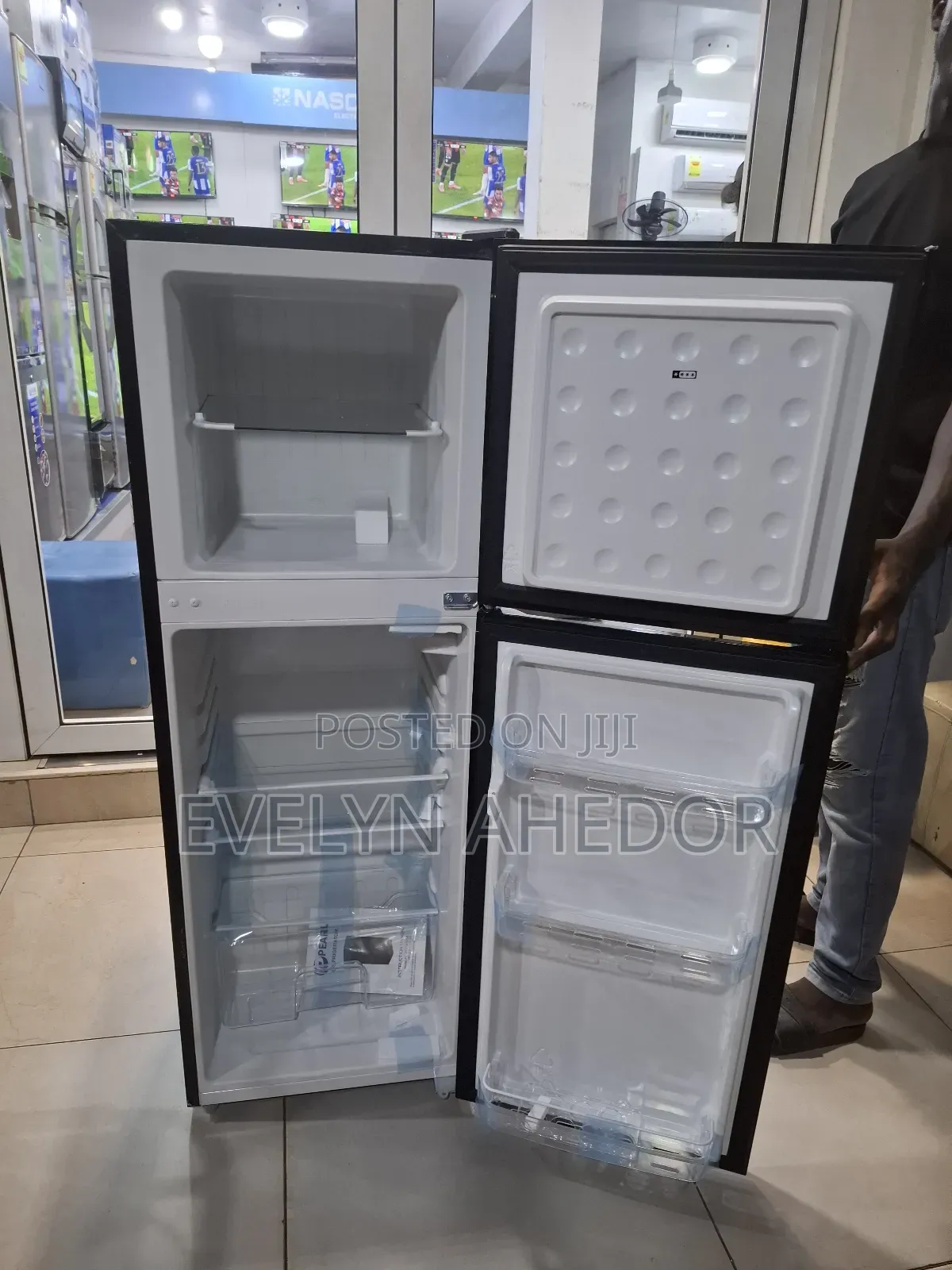 Pearl Mirror Fridge 136l for Sale at Affordable Price