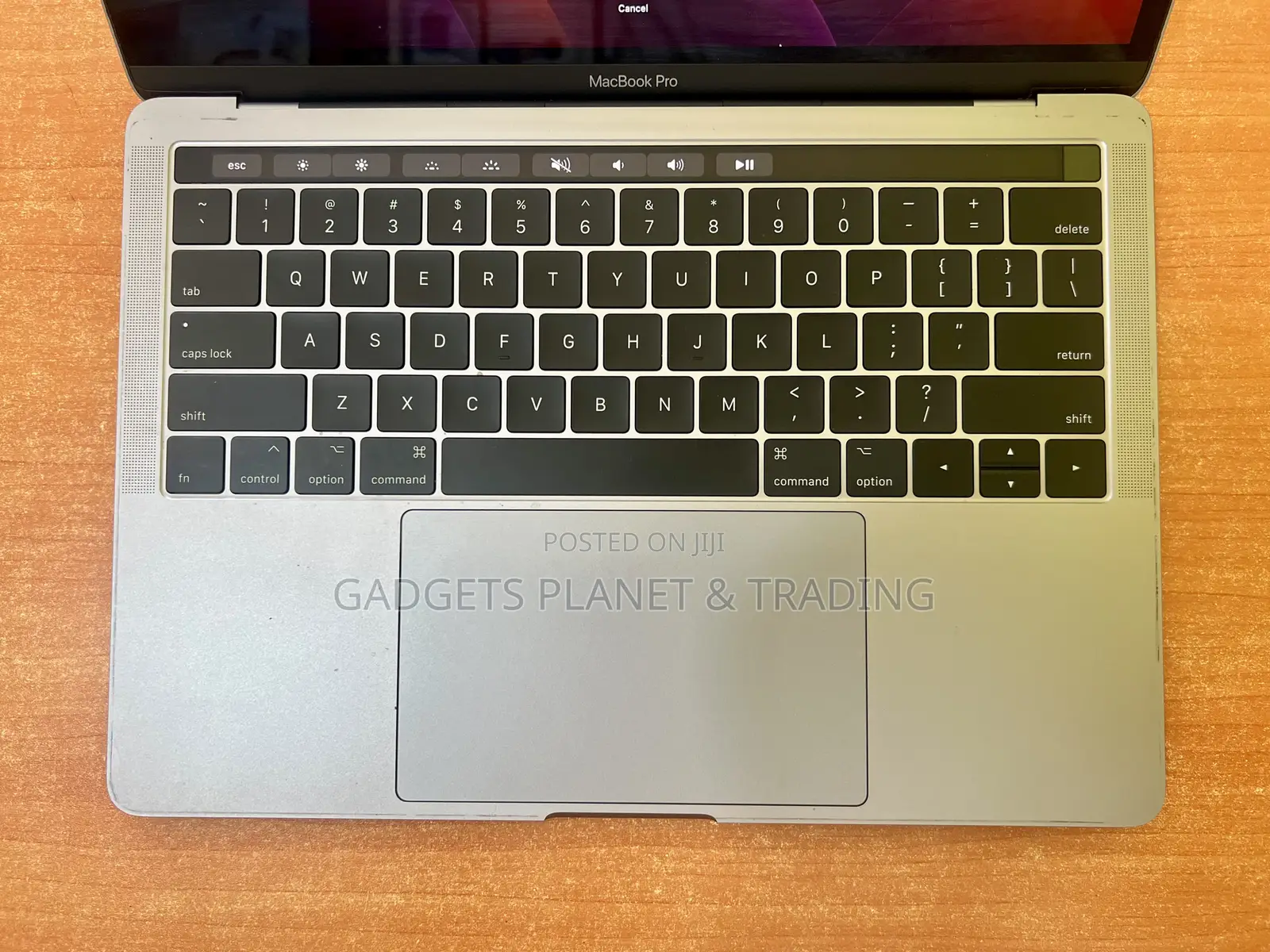 Laptop Apple MacBook Pro 2017 8GB Intel Core I5 SSD 512GB