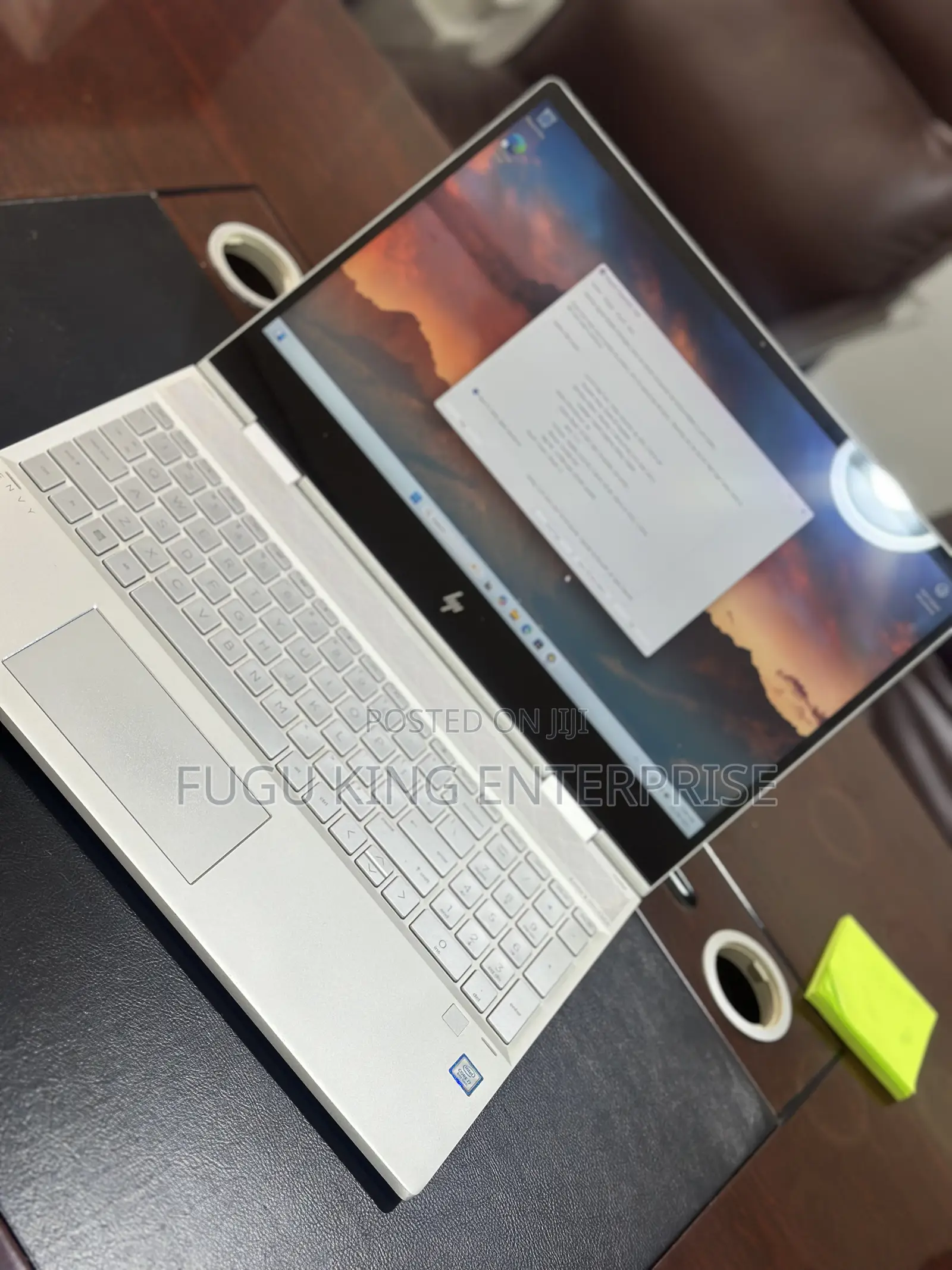 Laptop HP Envy 15-Ep0xxx 8GB Intel Core I7 SSD 512GB