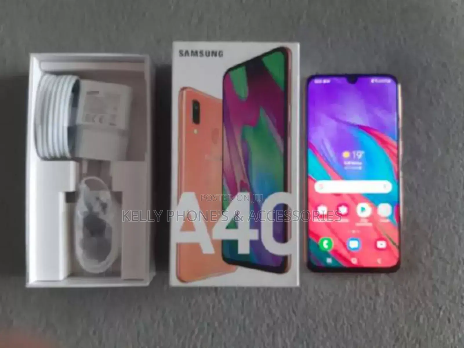 New Samsung Galaxy A40 64 GB Orange