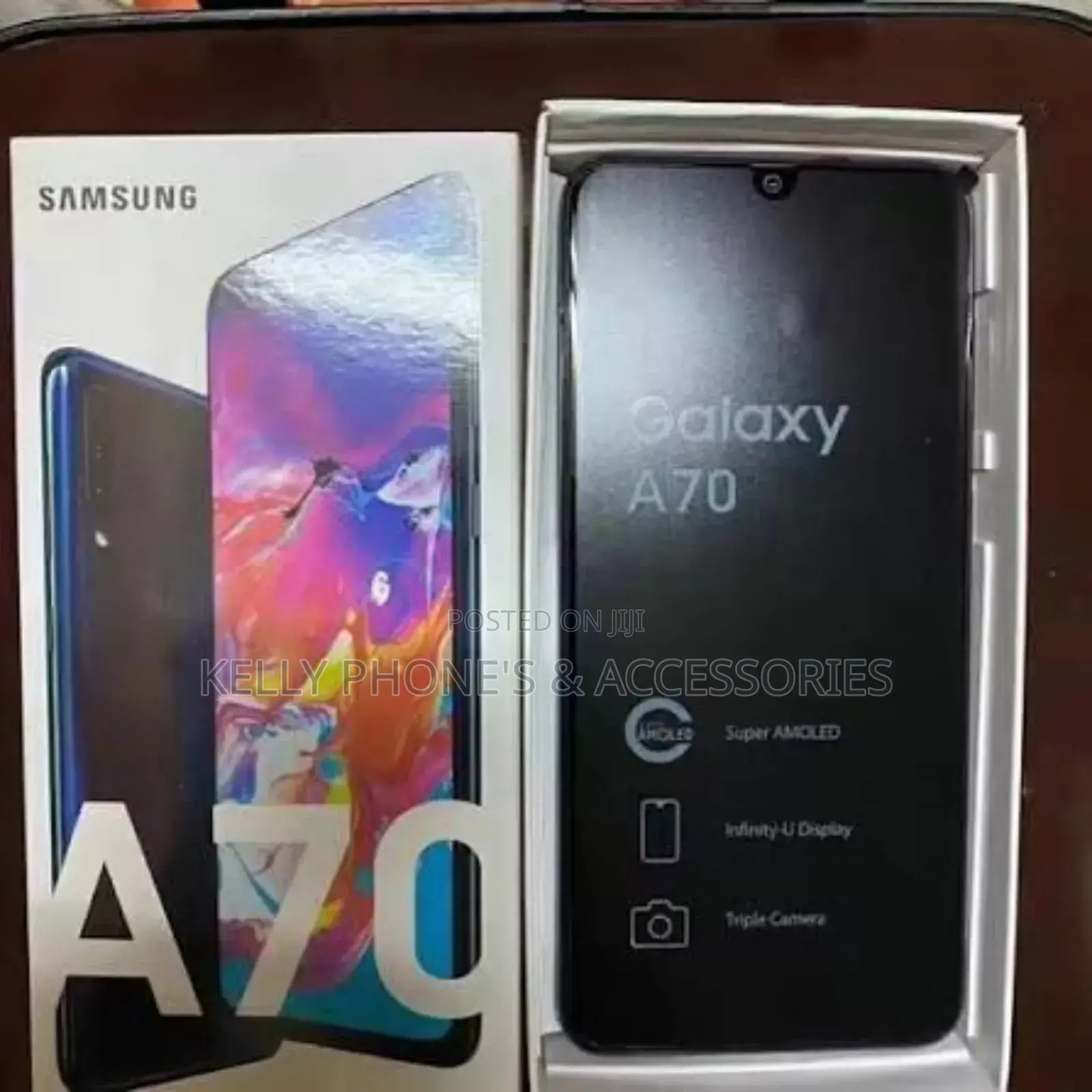 New Samsung Galaxy A70 128 GB White