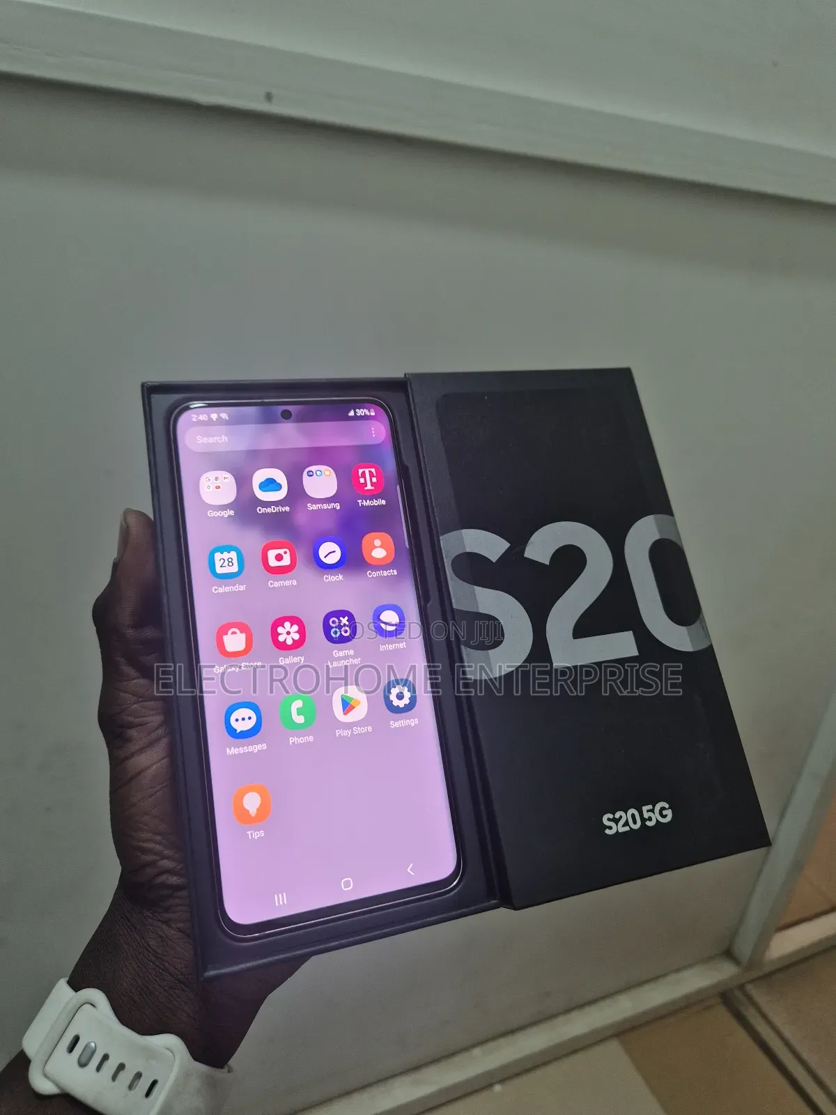 New Samsung Galaxy S20 128 GB